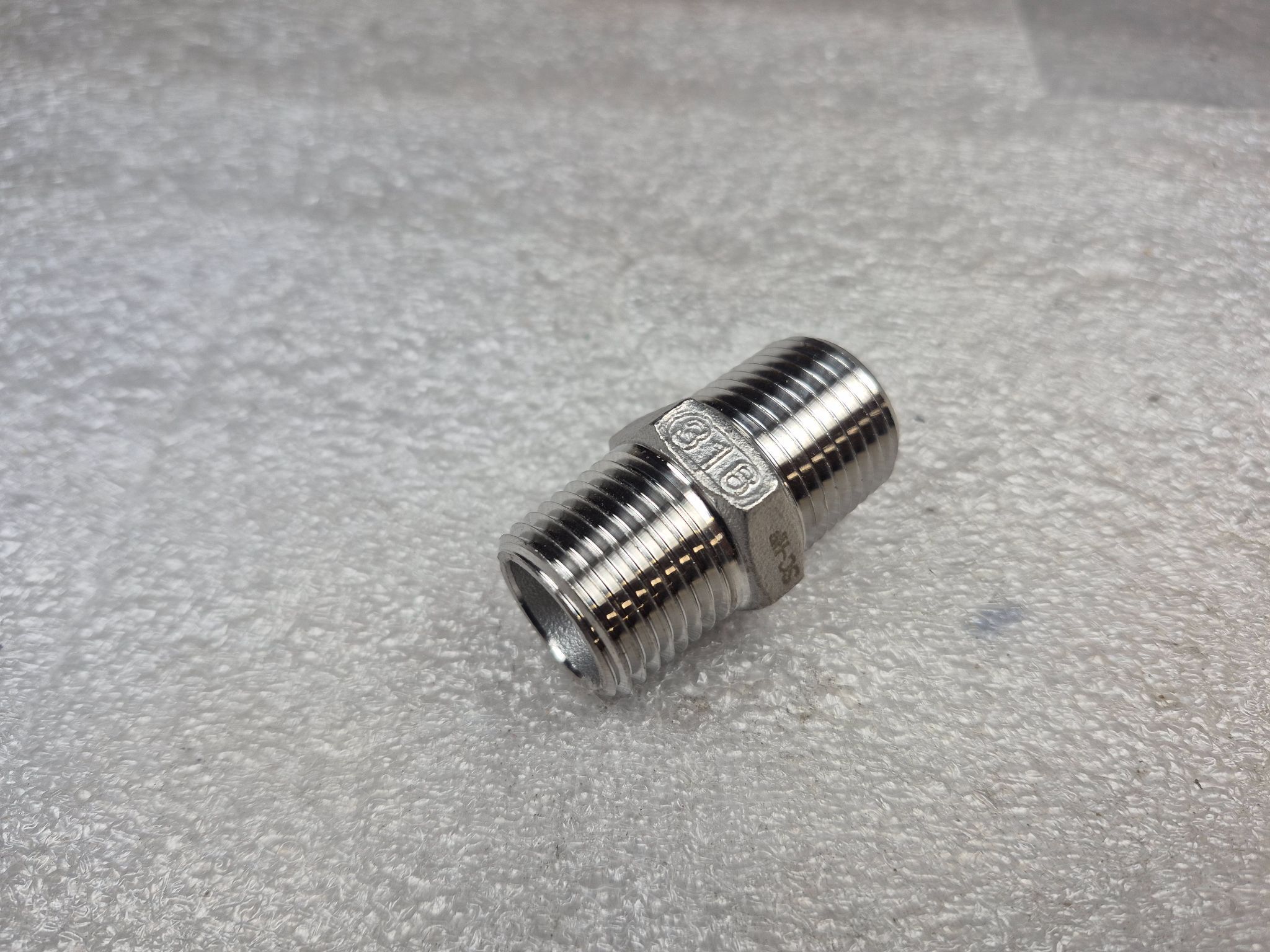 REGIONAL HOSE 122-D-SS 1/2″ SCH40 316 SS Hex Nipple NEW (4-Pack) 0