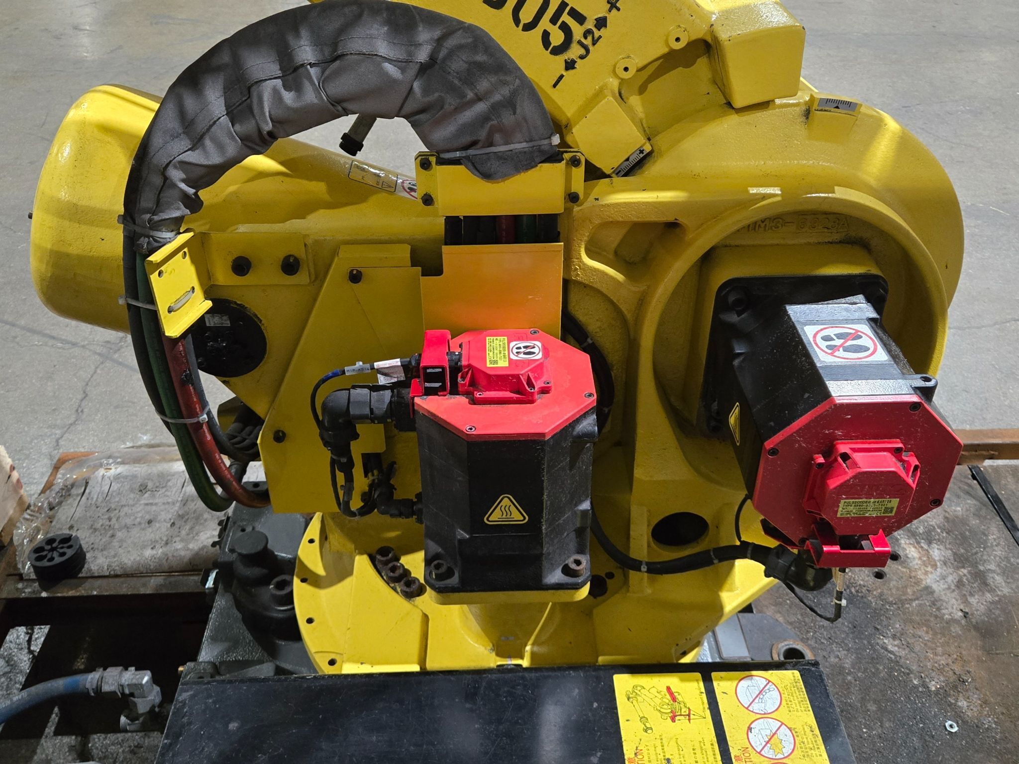 FANUC R-2000iB/210F Complete with R-30iB Controller & WTC Weld Controls USED 6
