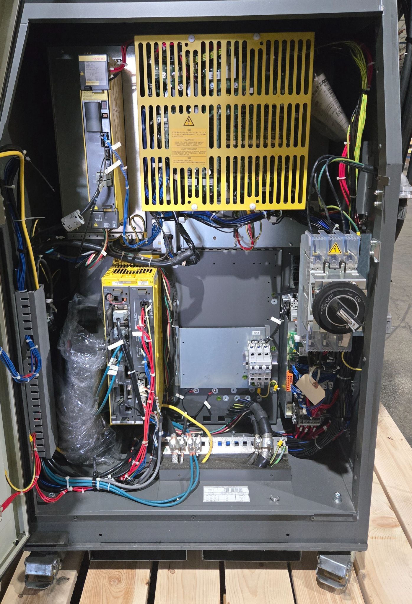 FANUC R-2000iB/210F Complete With R-30iA Controller & WT6000 Inverter USED 14
