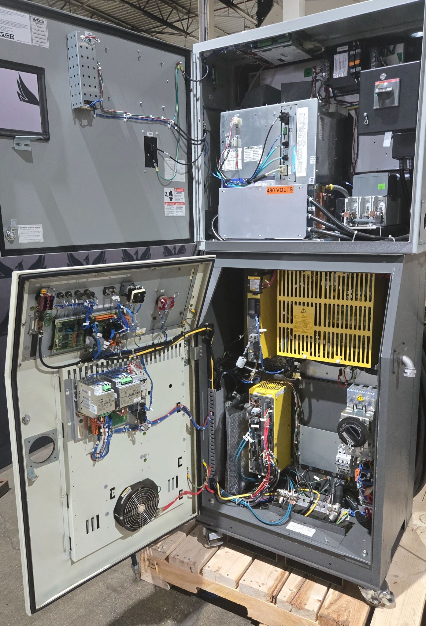 FANUC R-2000iB/210F Complete with R-30iA Controller & WT6000 Inverter USED 14