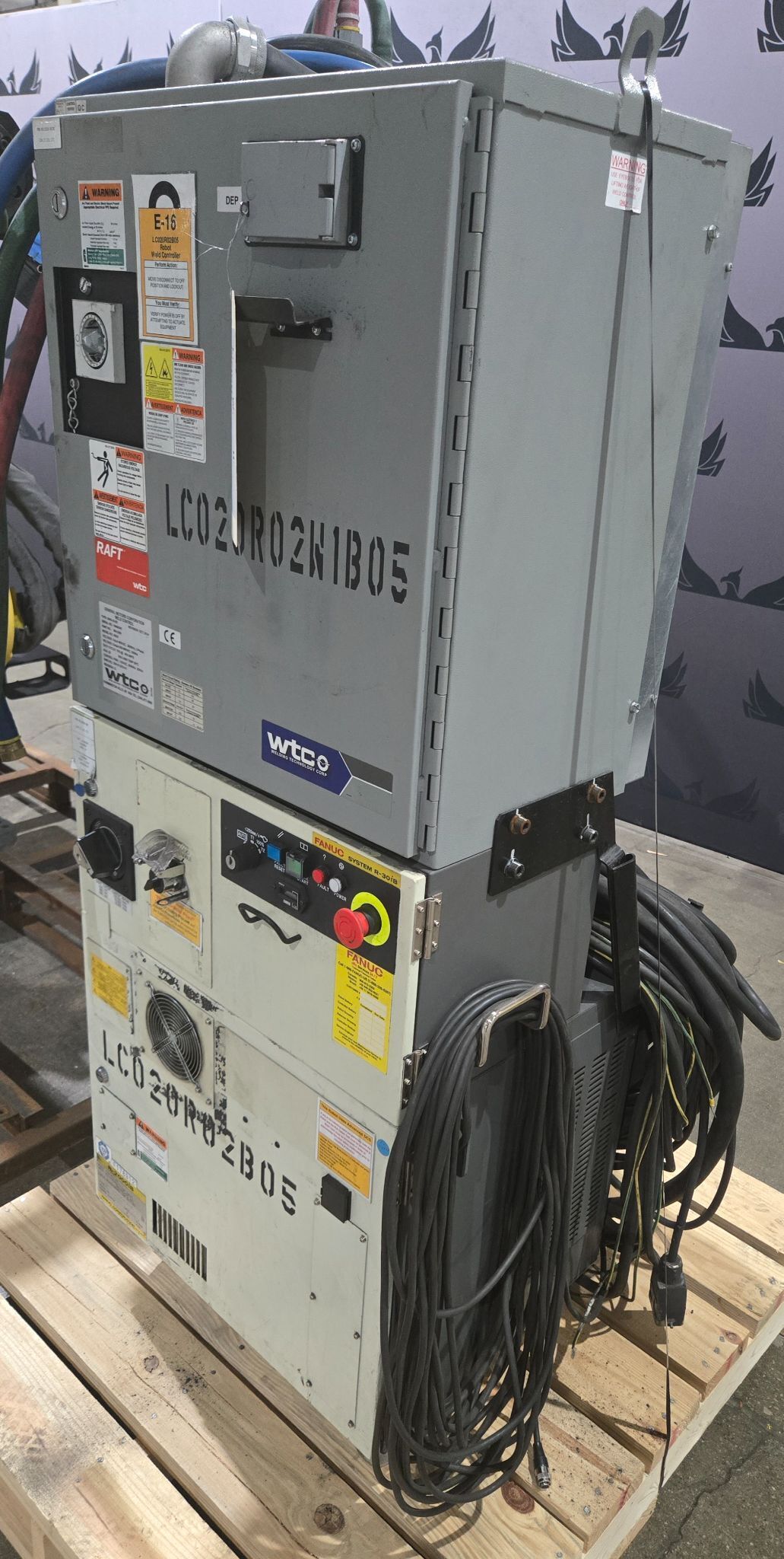 Fanuc R-2000iB/210F Complete with R-30iB Controller & WTC MFDC Inverter USED 9