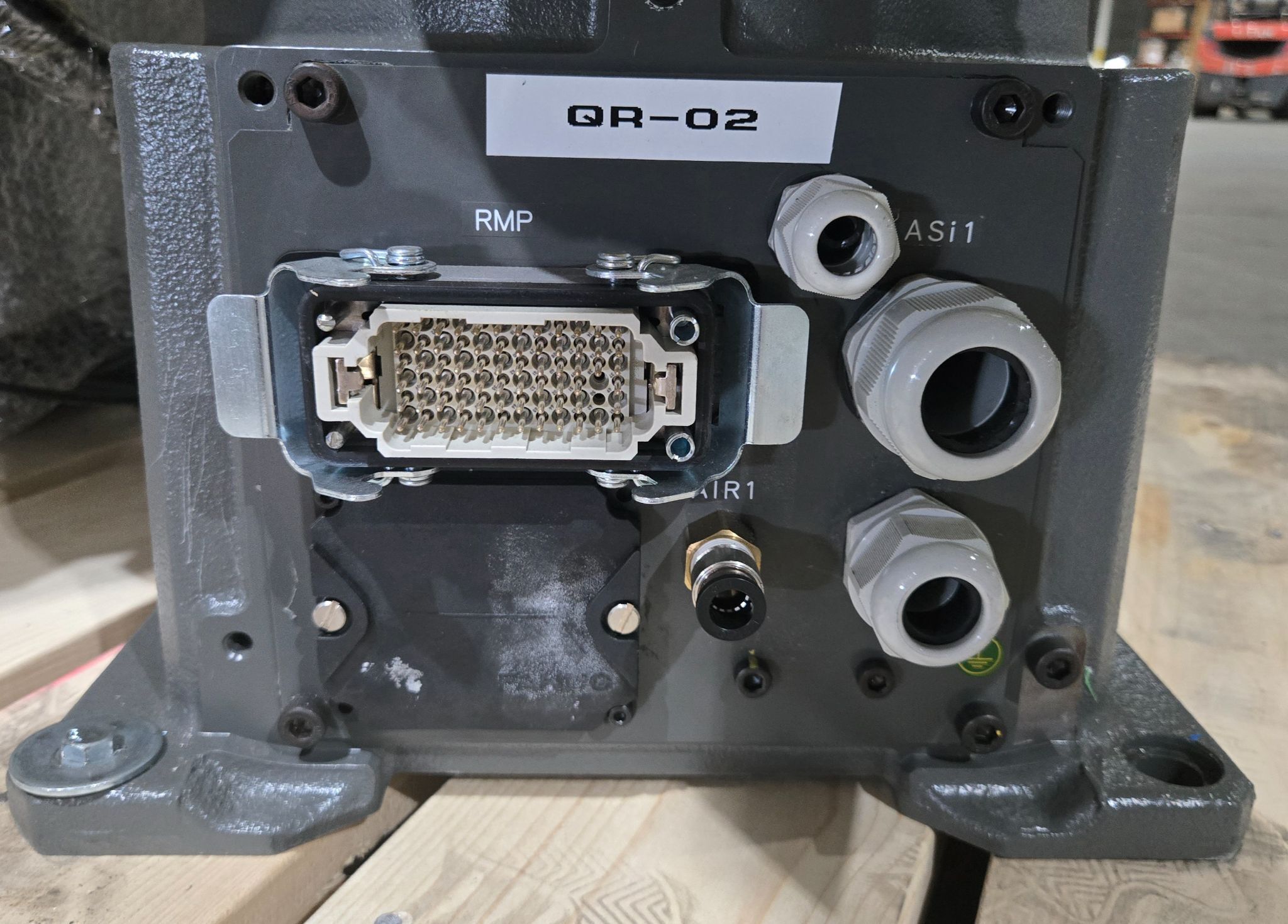 FANUC M‑20iA/35M with R‑30iB Plus Controller USED 7
