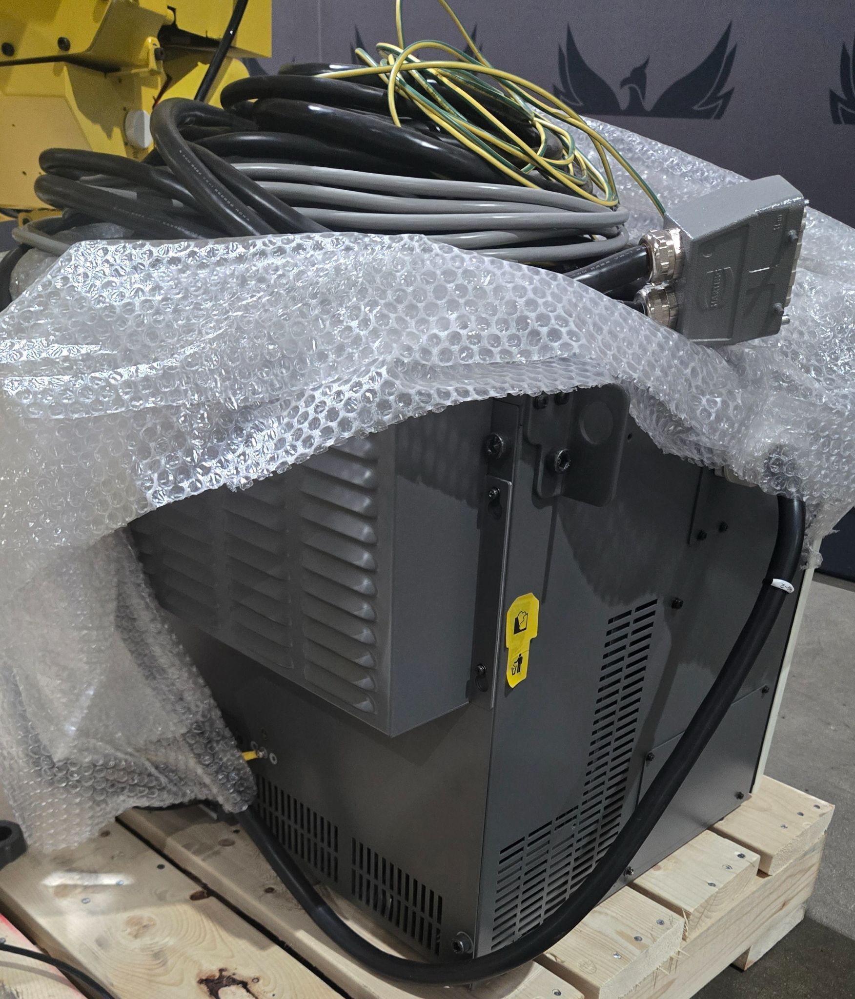 FANUC M‑20iA/35M with R‑30iB Plus Controller USED 10