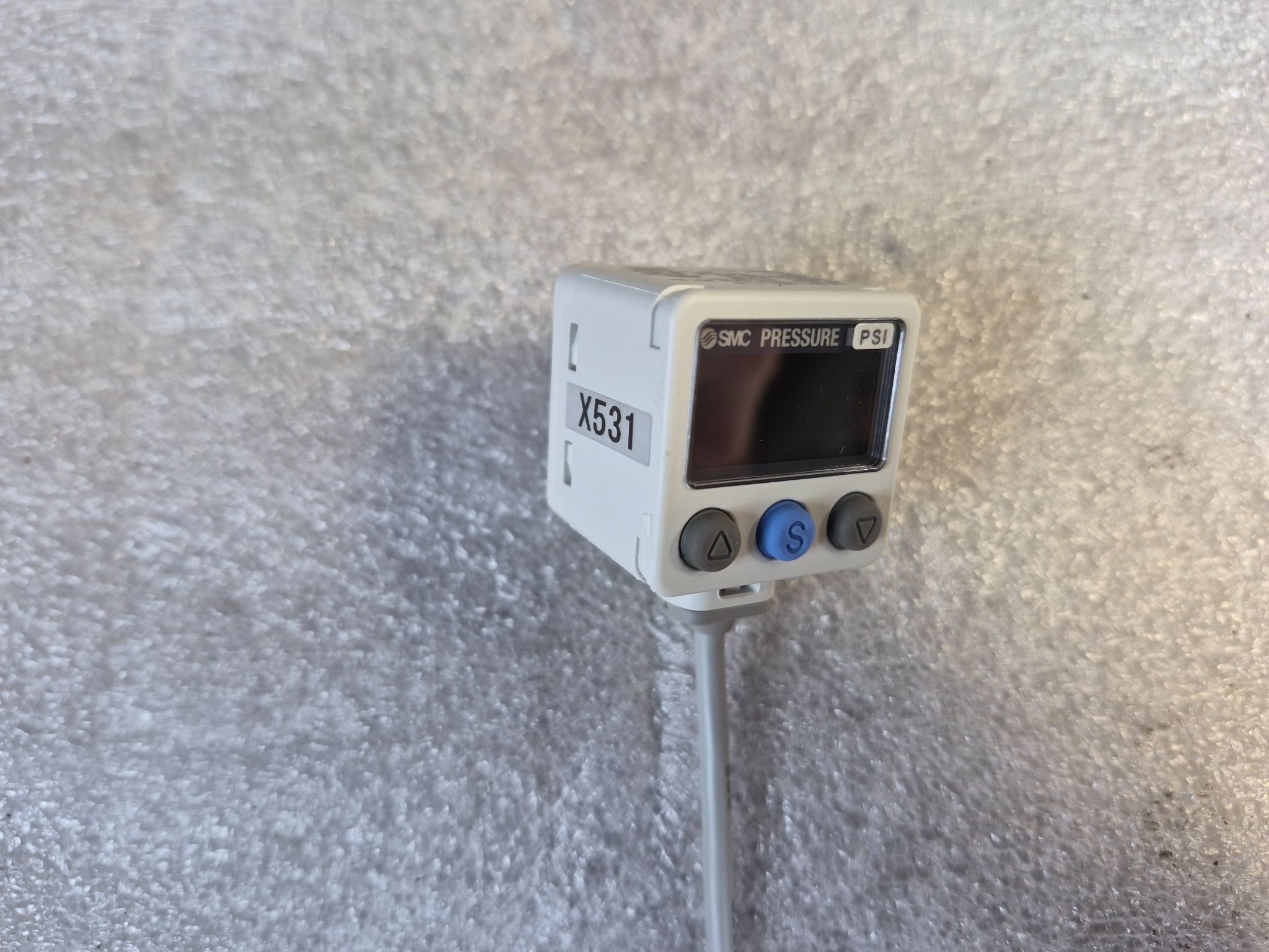 SMC ISE40A-N01-Y-P-X531 Digital Pressure Switch NEW 1