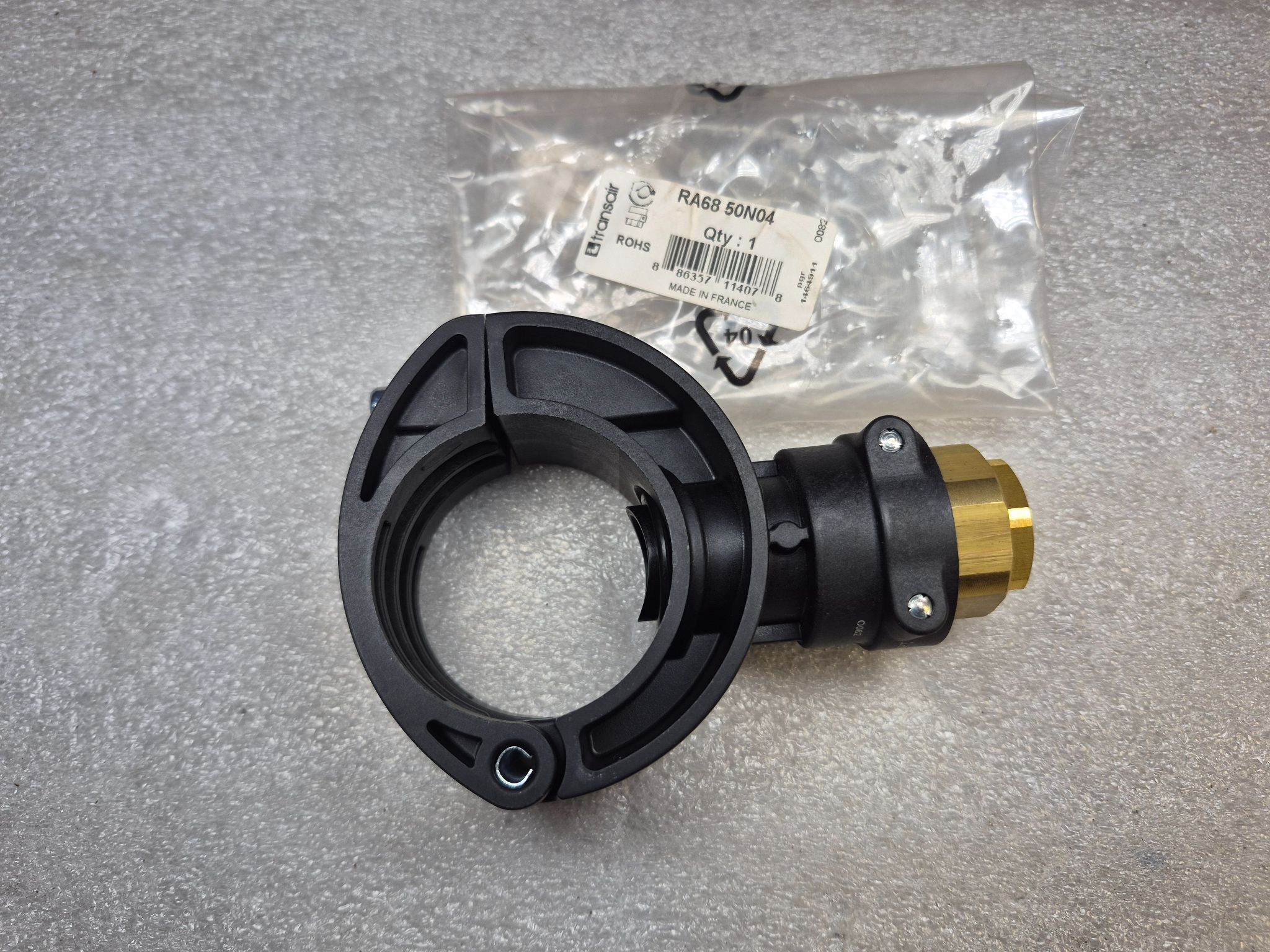 PARKER RA68 50N04 Transair Ø50 Pipe Clamp Drop Adapter 1/2 NPT NEW 0