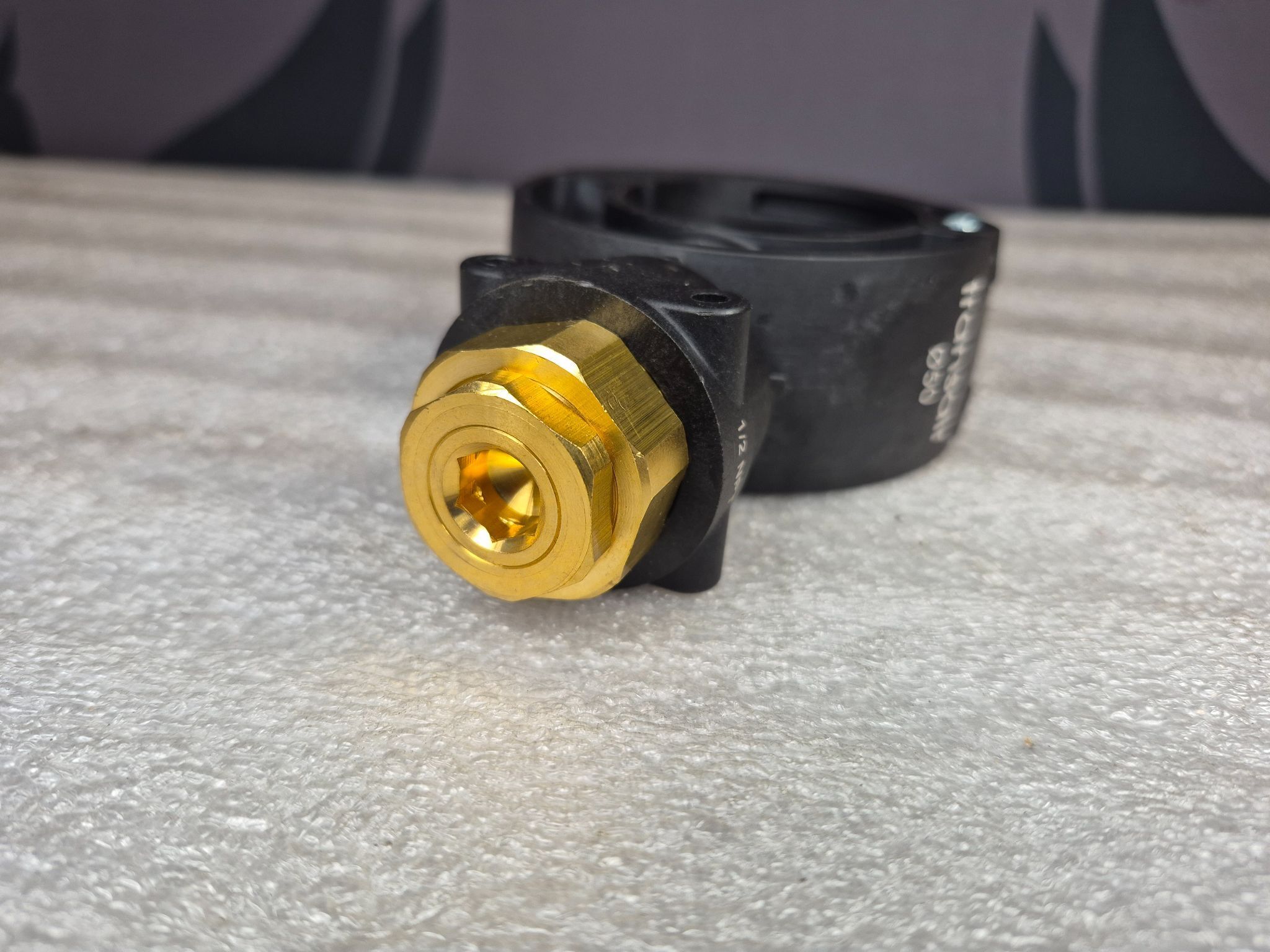 PARKER RA68 50N04 Transair Ø50 Pipe Clamp Drop Adapter 1/2 NPT NEW 2