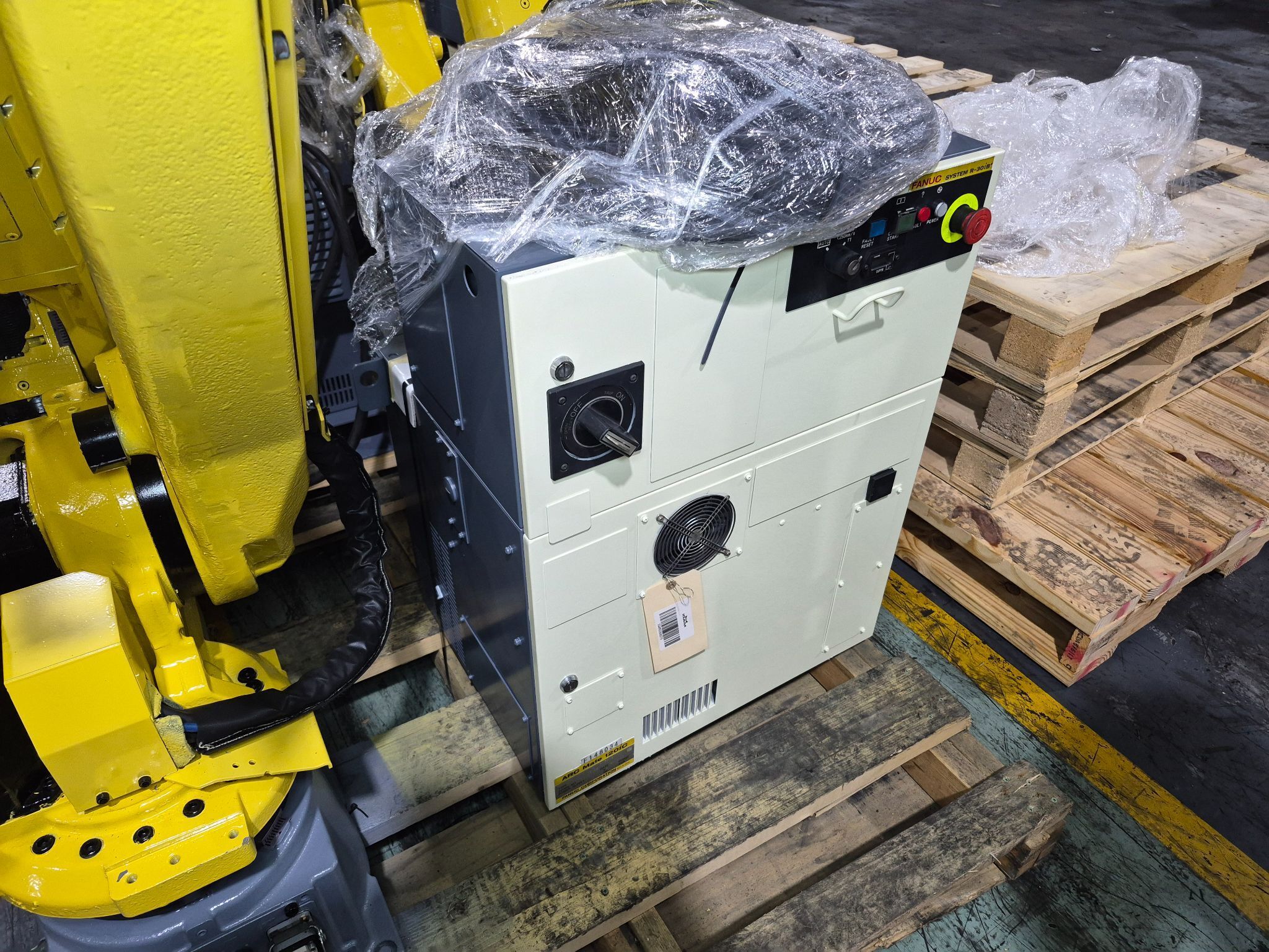 FANUC Arc Mate 120iC Complete With R-30iB Controller REFURBISHED 4