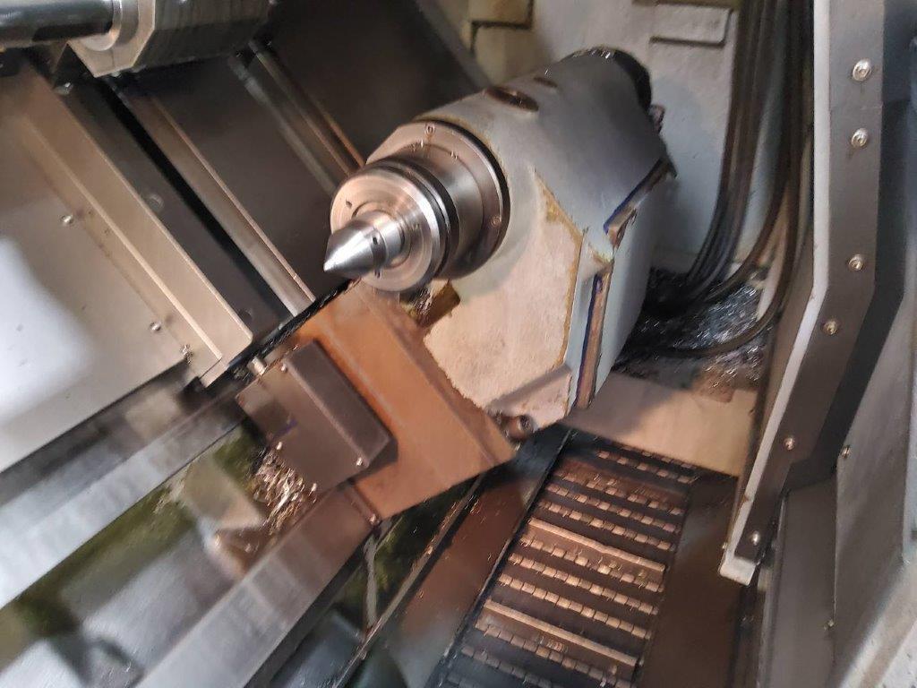 DAEWOO PUMA 400 CNC Turning Center w/ Fanuc Series 21i-TB Control USED 3