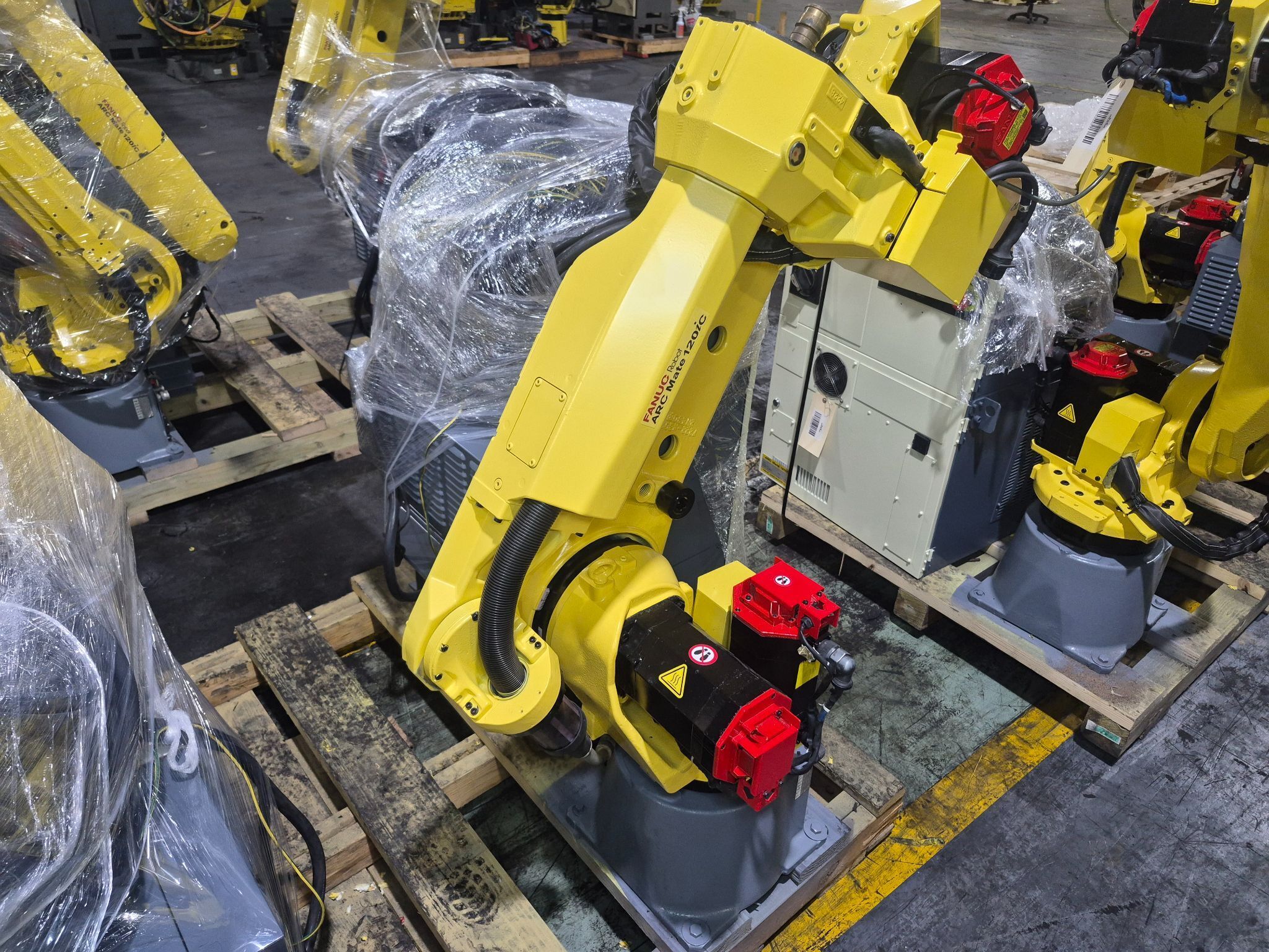 FANUC Arc Mate 120iC Complete With R-30iB Controller REFURBISHED 1