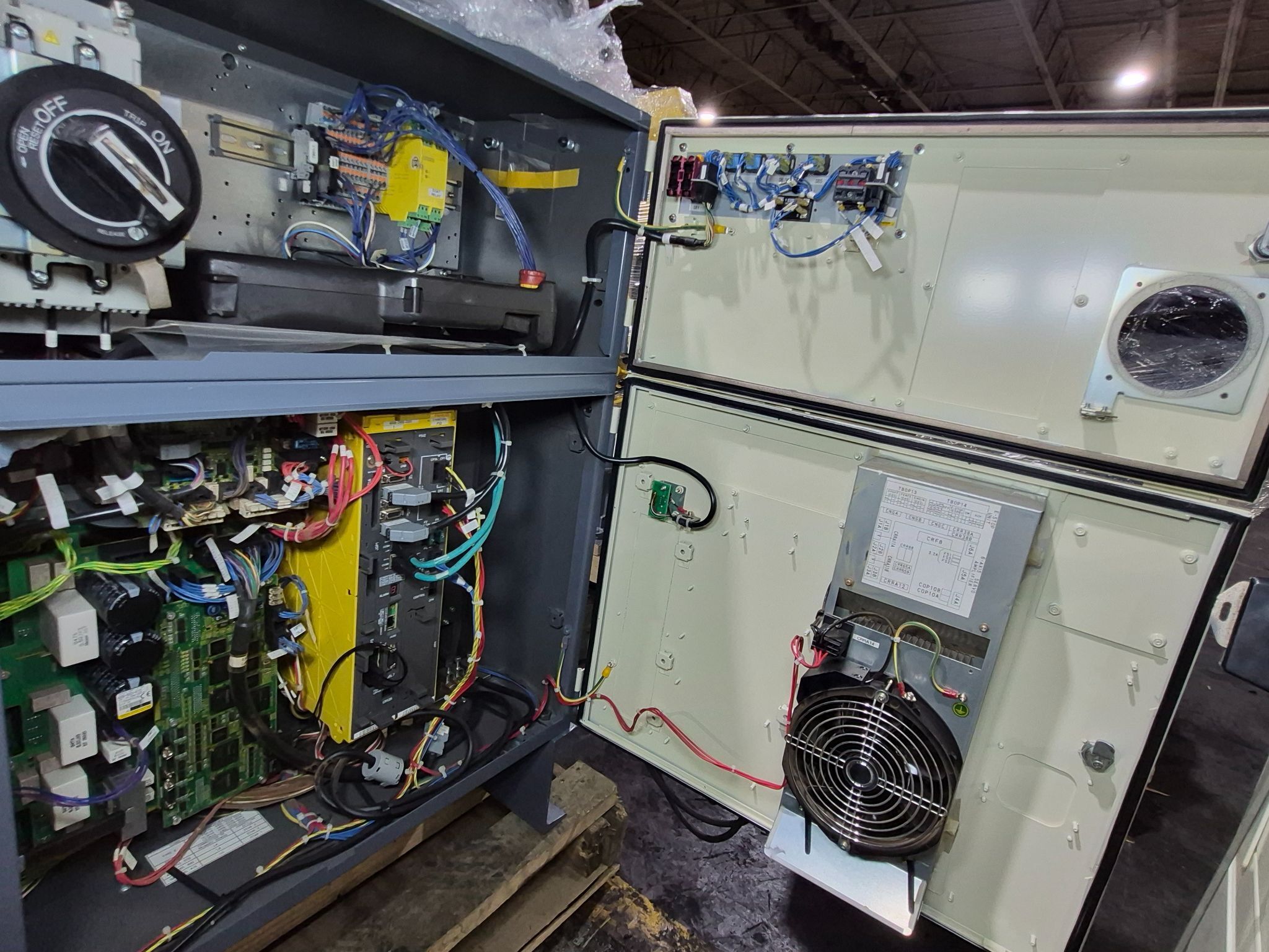 FANUC Arc Mate 120iC Complete With R-30iB Controller REFURBISHED 7
