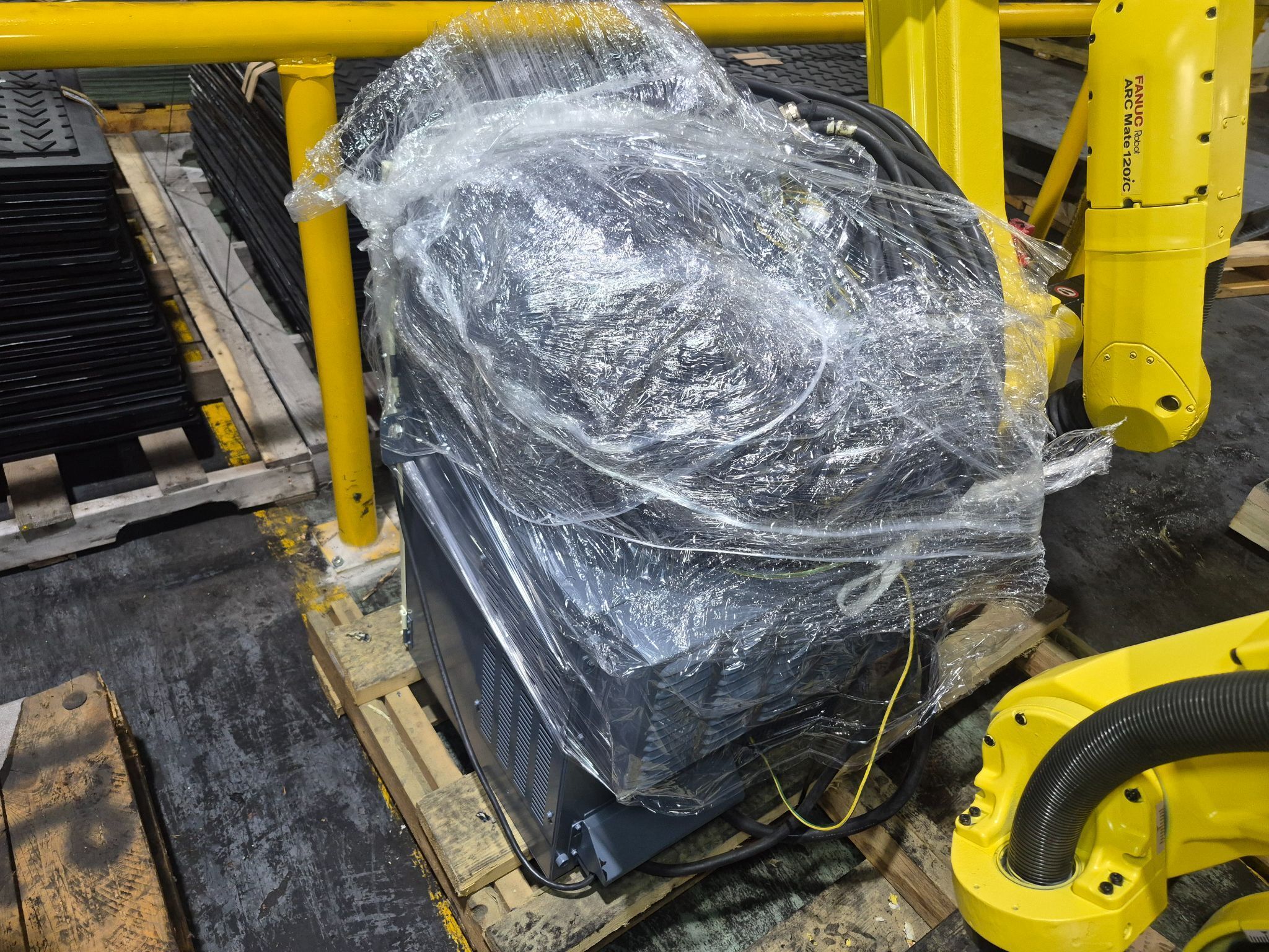 FANUC Arc Mate 120iC With R-30iB Controller REFURBISHED 6