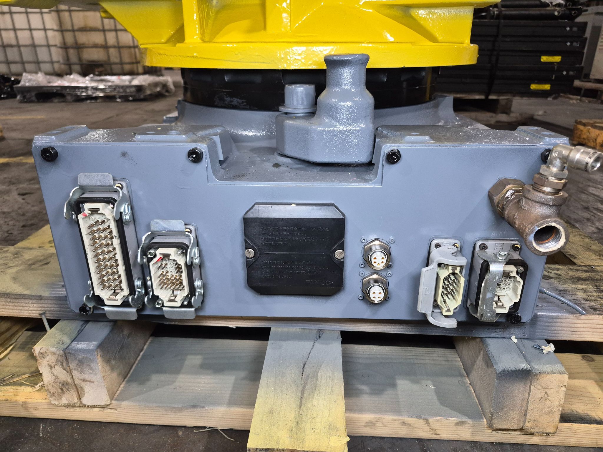 FANUC R-2000iB/210F Complete With R-30iB Controller REFURBISHED 4