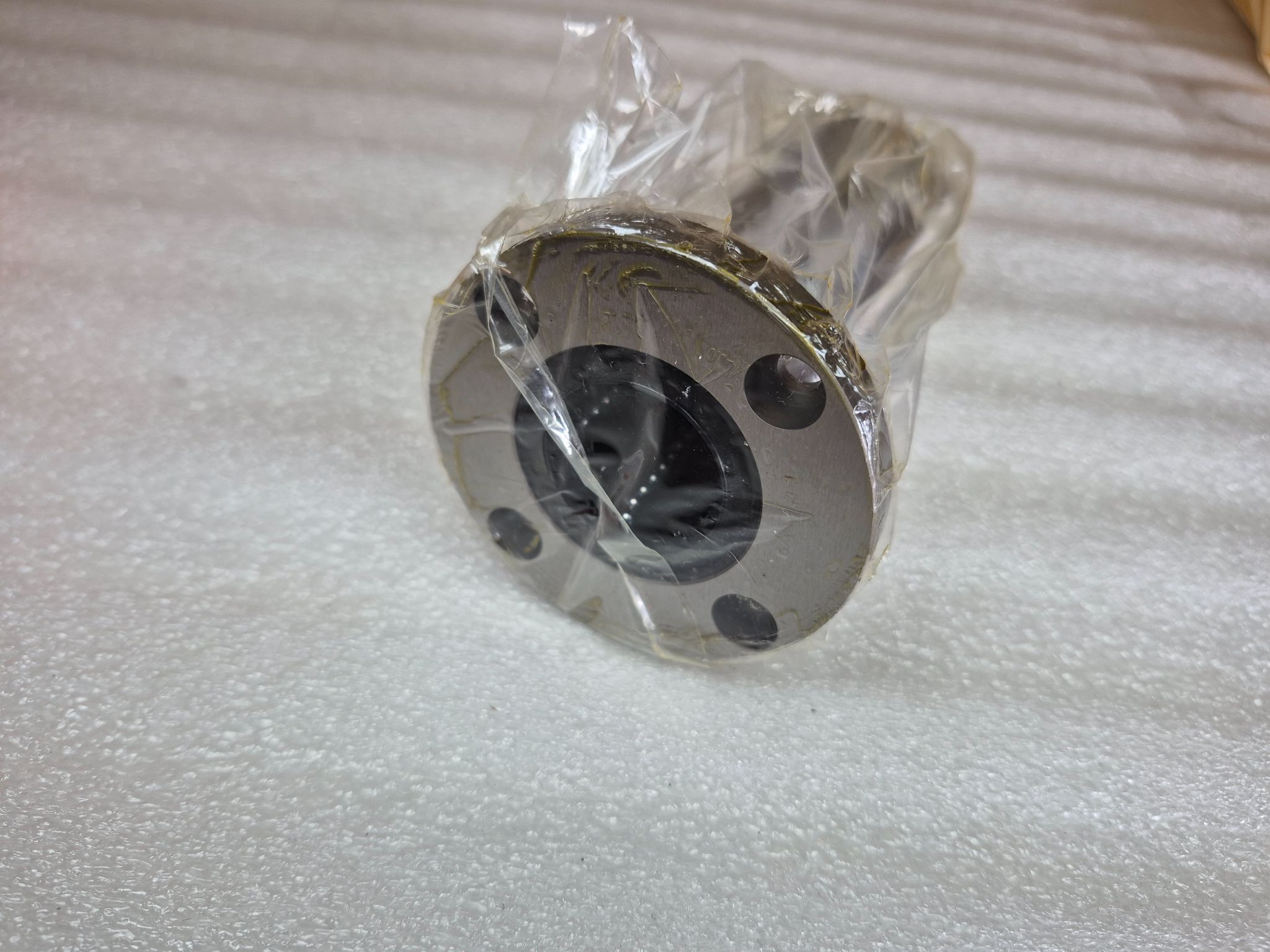 THK LMF30LUU Flanged Linear Bushing 30mm ID x 45mm OD NEW 1