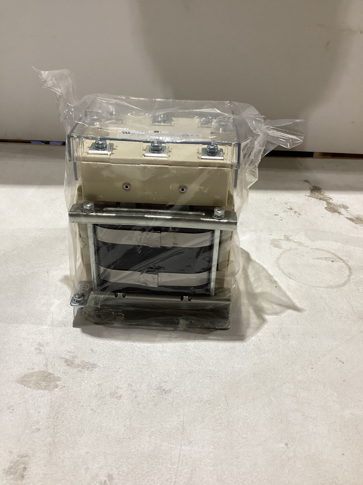 FANUC A81L-0001-0186 LINE REACTOR TRANSFORMER USED 0