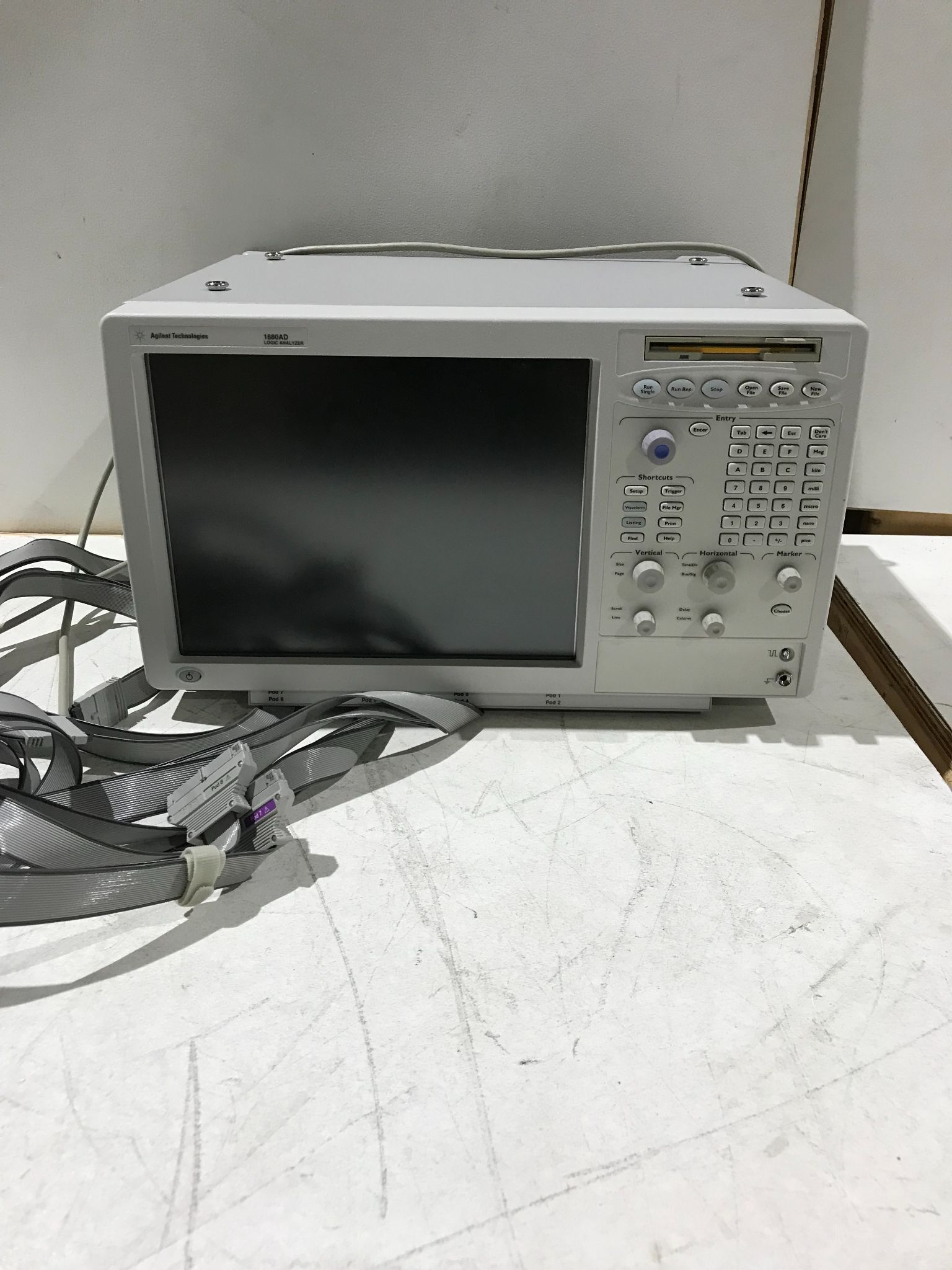 Agilent Technologies LOGIC ANALYZER 1680AD NEW 0
