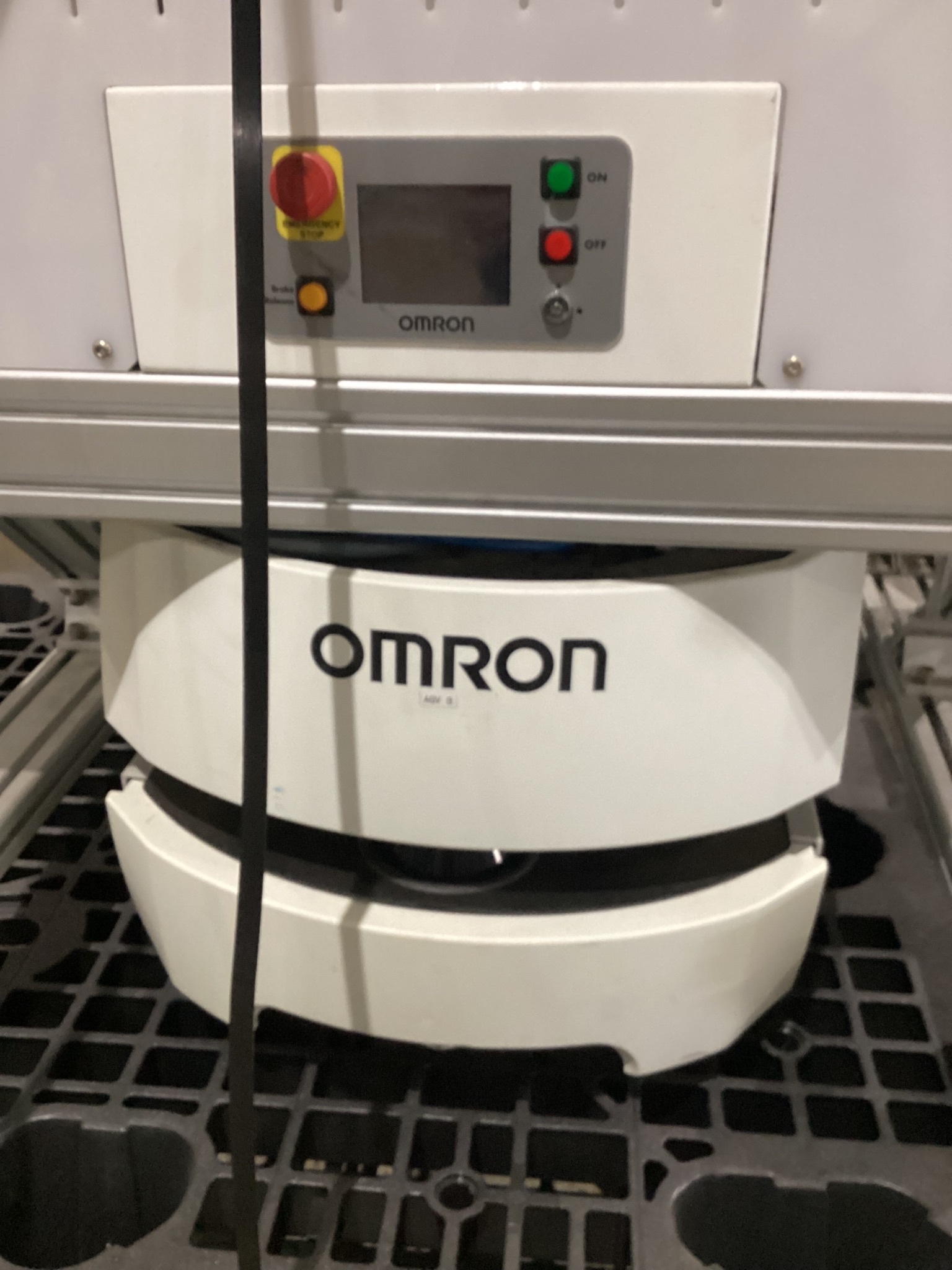 Omron LD-90X Autonomous Mobile Robot with Conveyor Transfer Module USED 1