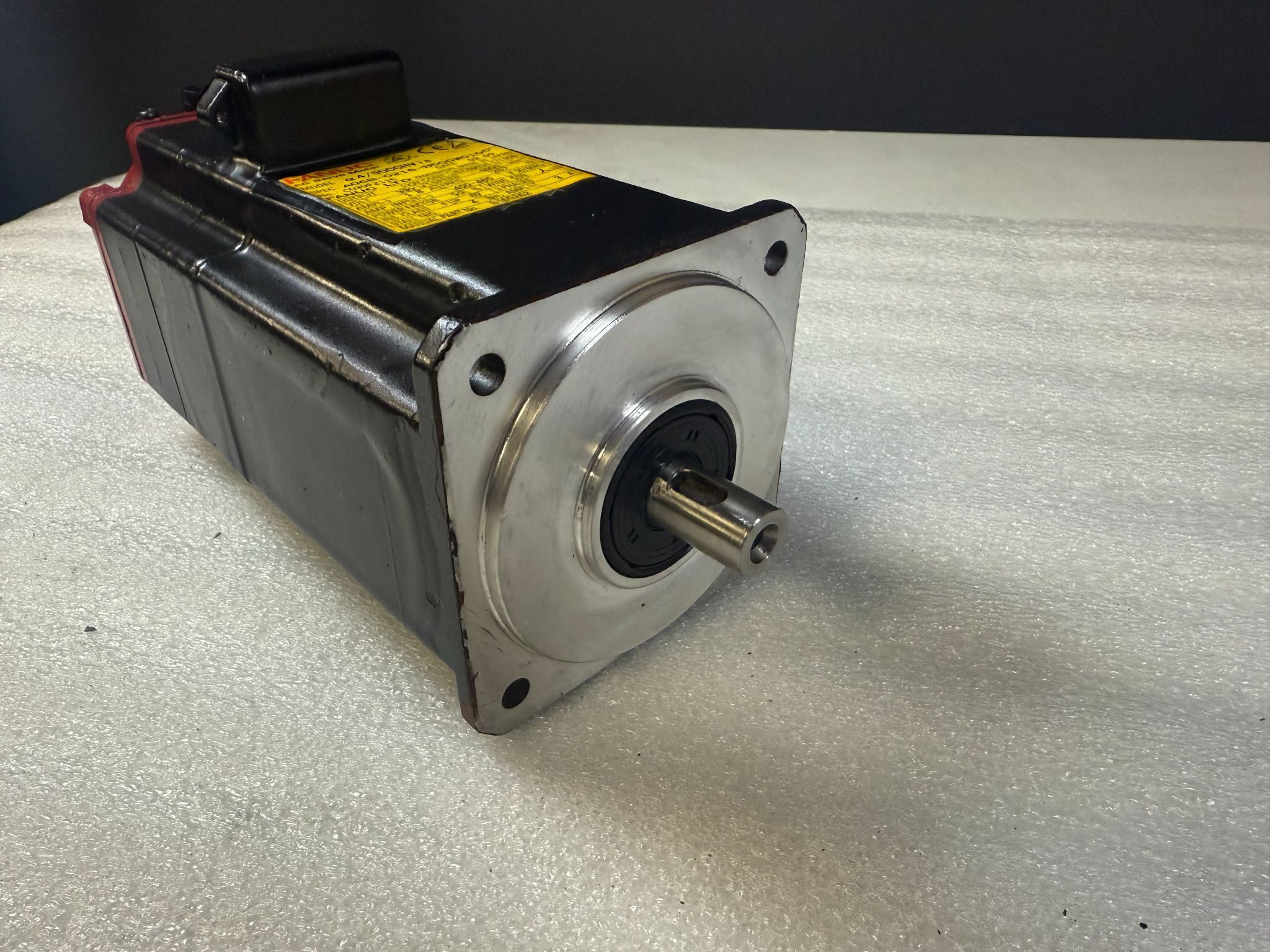 FANUC A06B‑0216‑B500#0100 Alpha 4/5000HVis AC Servo Motor USED / REPAIRED 1