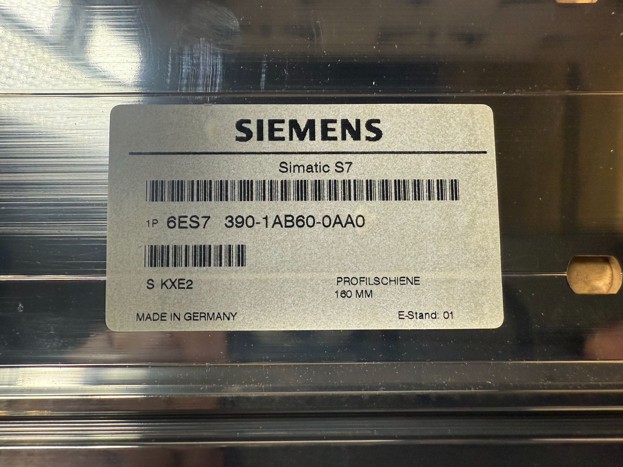SIEMENS 6ES7390-1AB60-0AA0 SIMATIC S7-300 Mounting Rail 160mm NEW 2