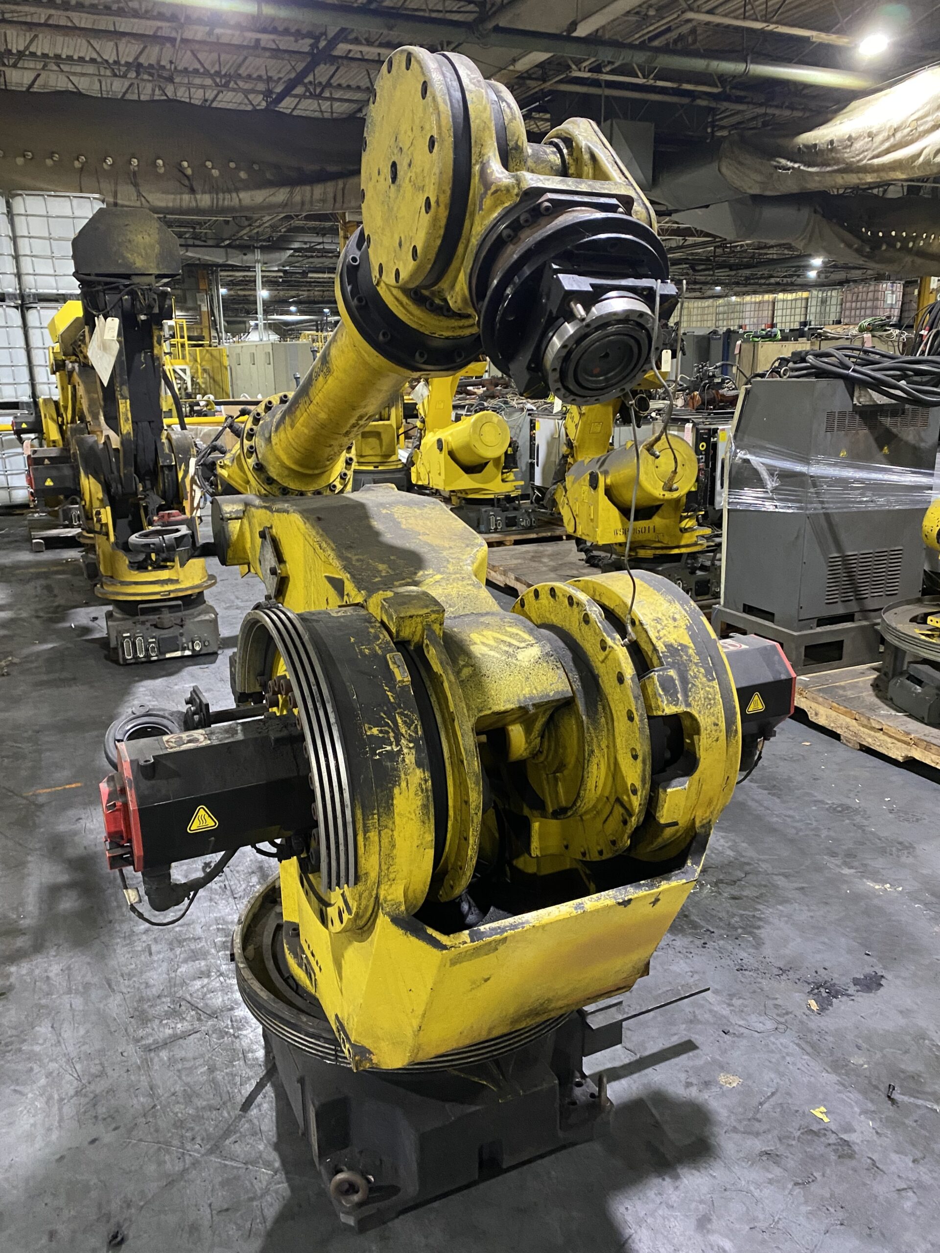 FANUC - M-900iA/350 - ROBOT ONLY - PARTS ONLY 3