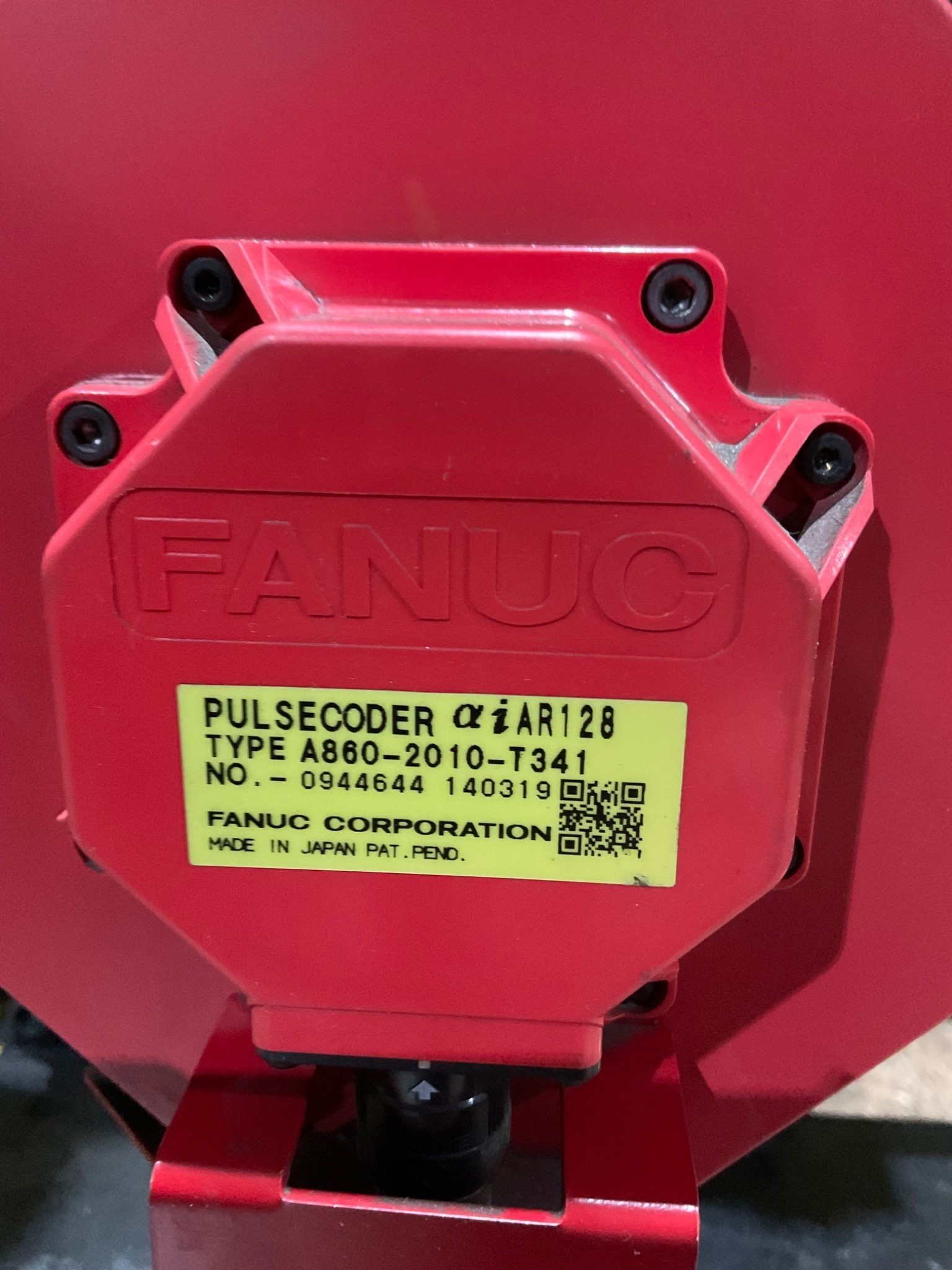 Fanuc M-900iA/400L Robot With Leoni Dress Pack USED ARM ONLY 5