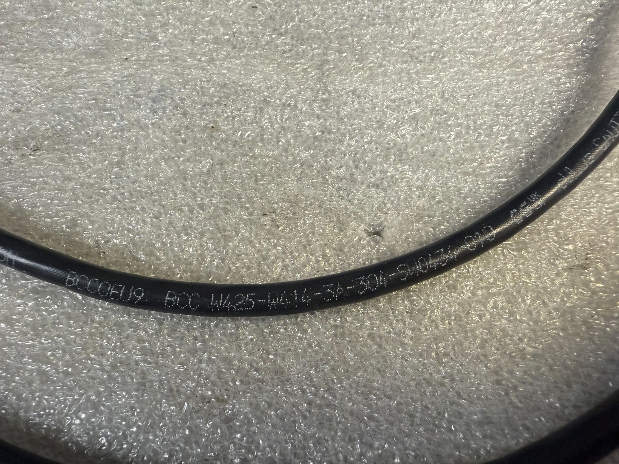 BALLUFF BCC W425-W414-3A-304-SW0434-010 Connecting Cable BCC0EU9 NEW 1