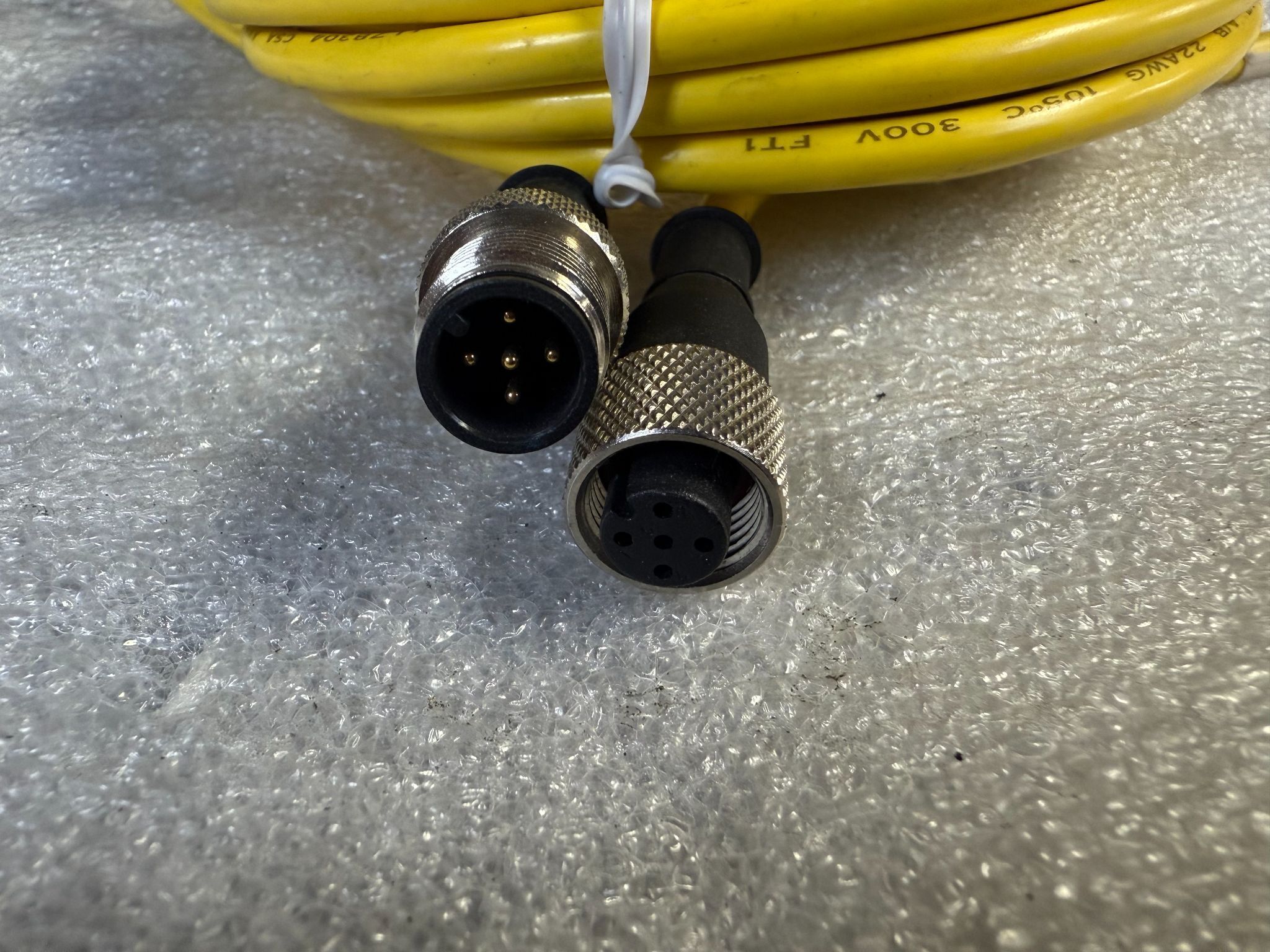 BANNER DEE2R-525D M12 Connecting Cable 72336 NEW 1