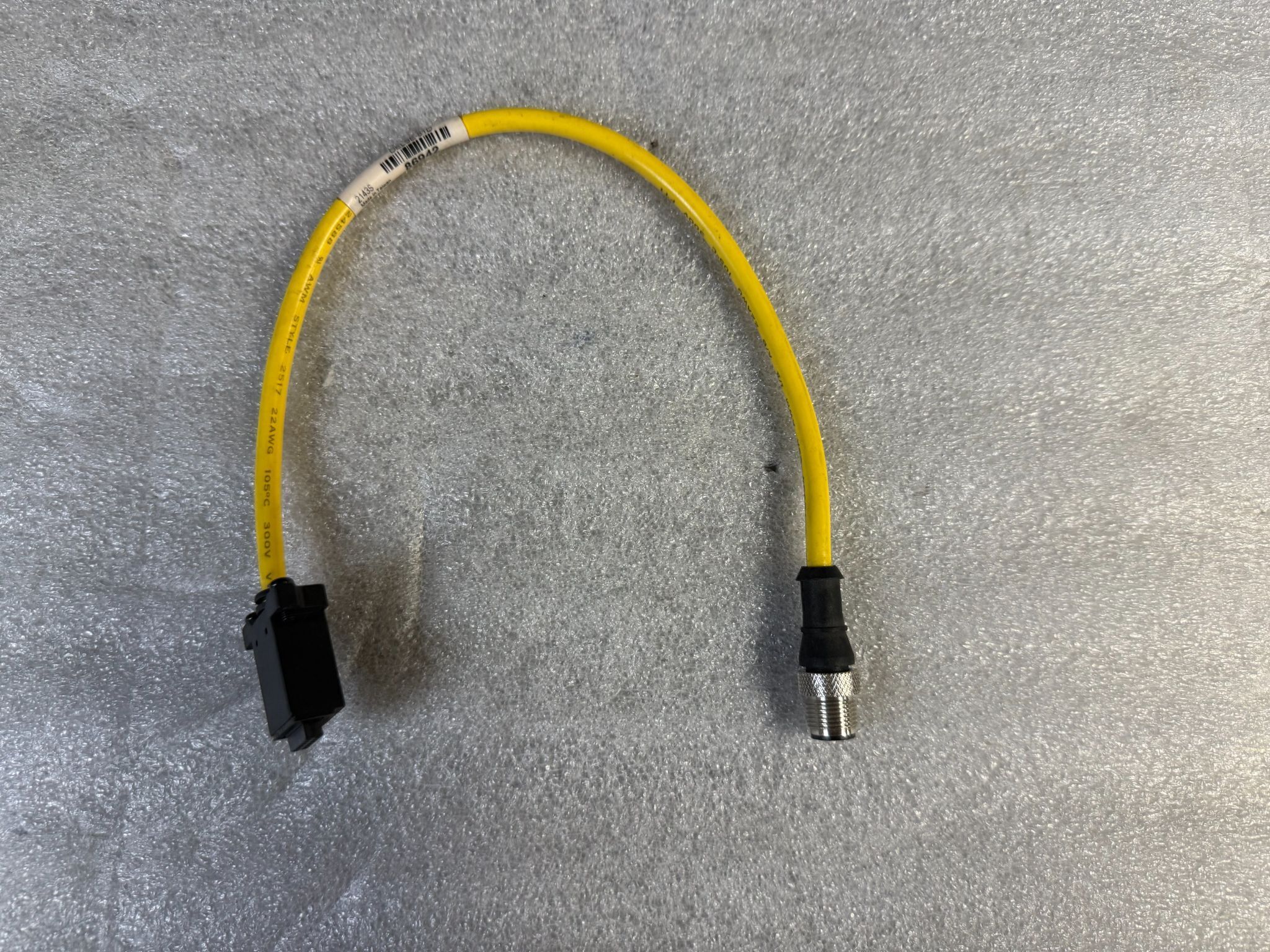 BANNER DELSE-81D M12 12-Pin/8-Pin Connecting Cable 86942 NEW 0
