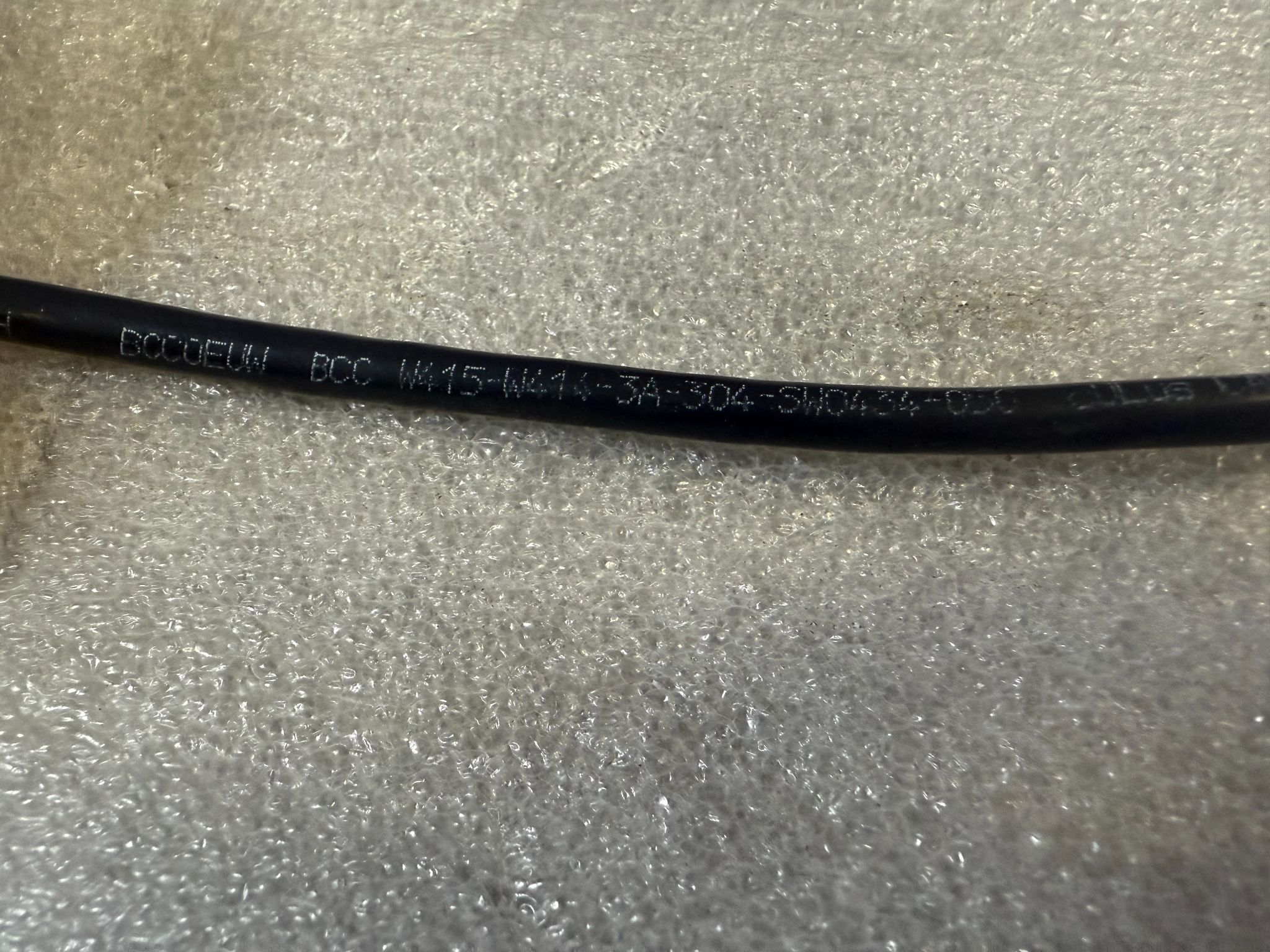 BALLUFF BCC W415-W414-3A-304-SW0434-050 M12 Connecting Cable (5m) NEW 2