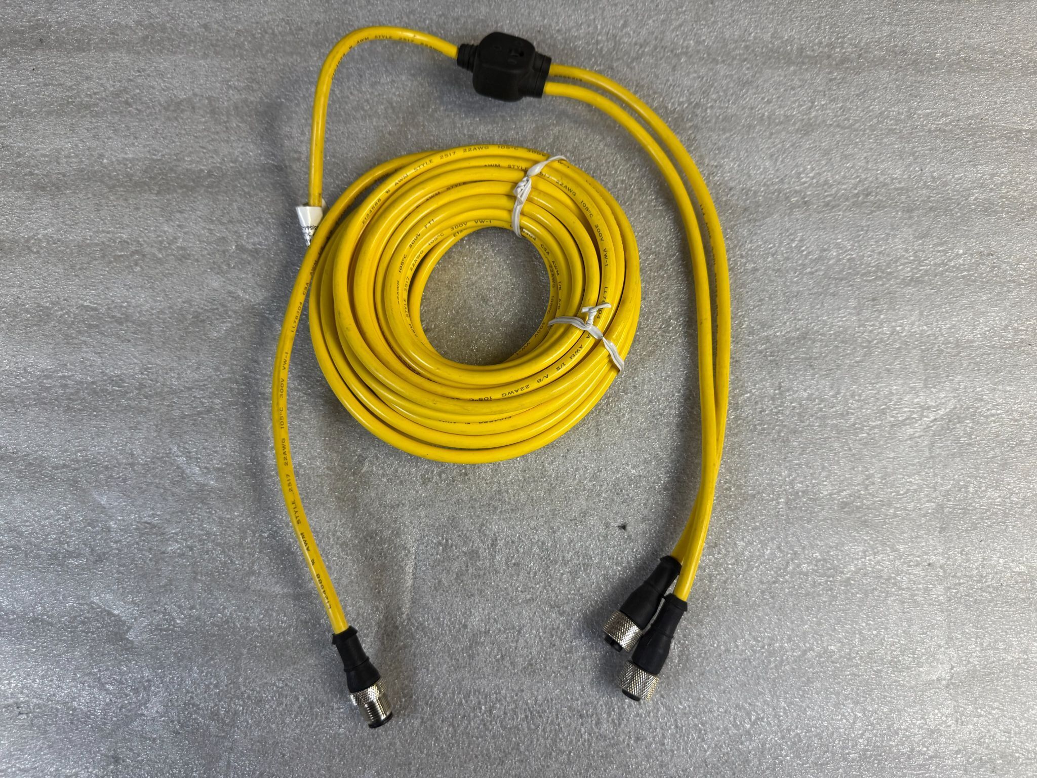 BANNER CSB-M12825M1281 M12 8-Pin Splitter Cable 73255 NEW 0