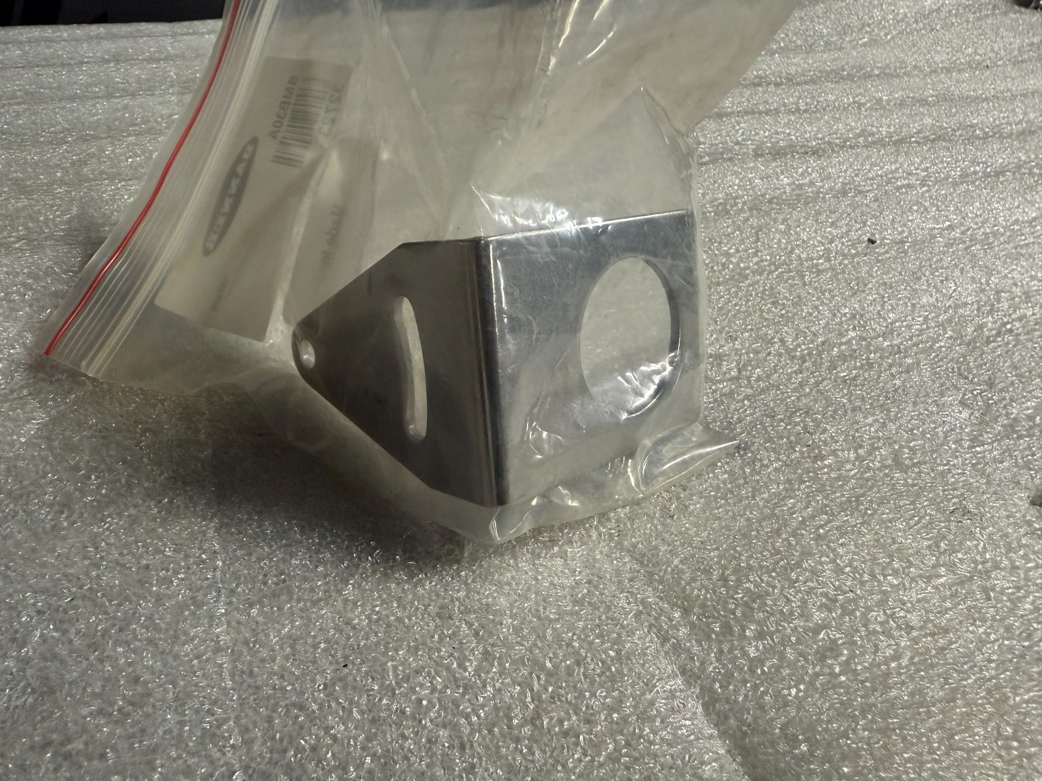 BANNER SMB30A Right-Angle Mounting Bracket 32723 NEW 2