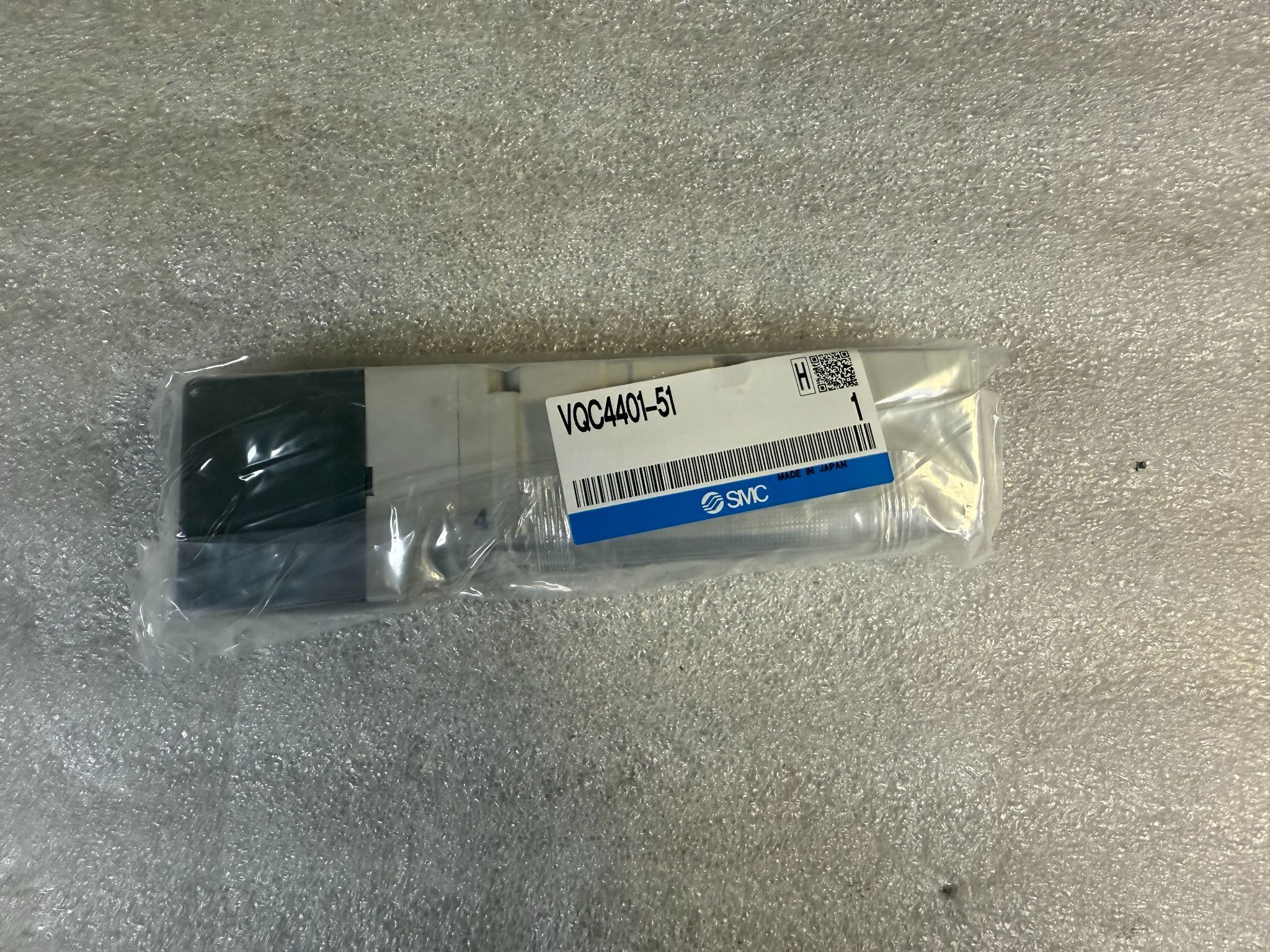 SMC VQC4401‑51 VQC4000 5‑Port Solenoid Valve NEW 0