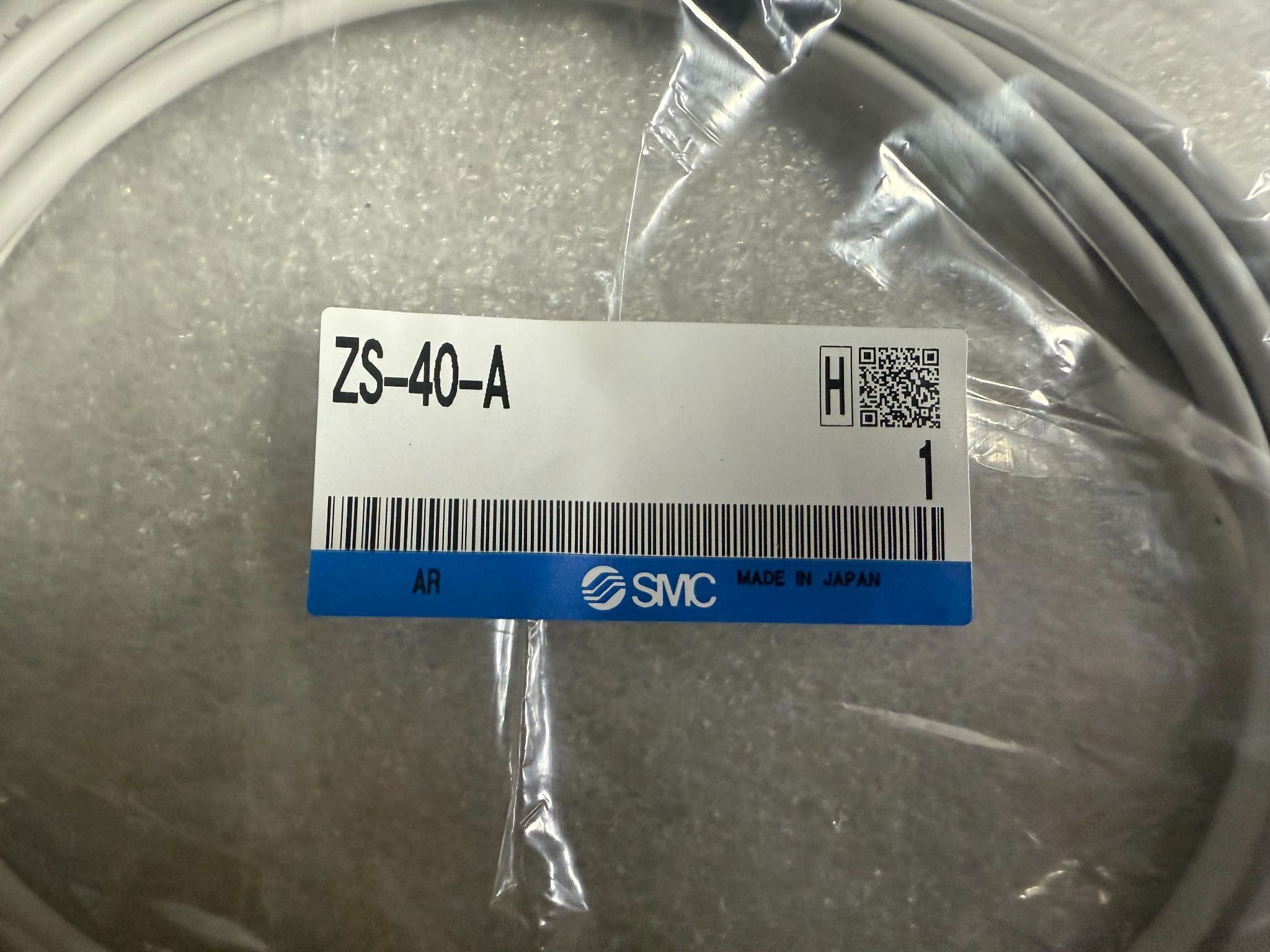 SMC ZS-40-A Lead Wire w/ Connector 3m M8 4-Pin Cable NEW 1