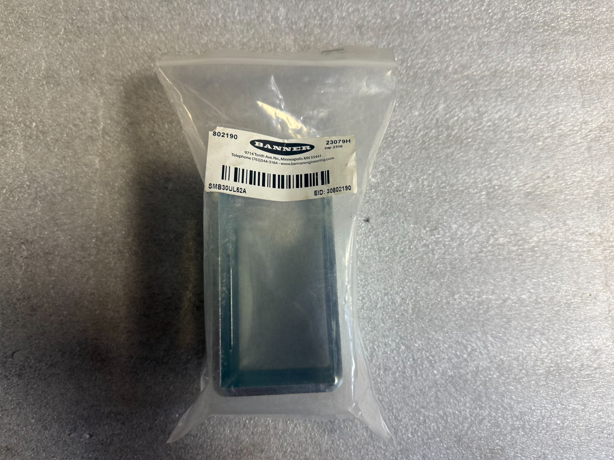 BANNER SMB30UL52A K80/OS80 Mounting Bracket 802190 NEW 0