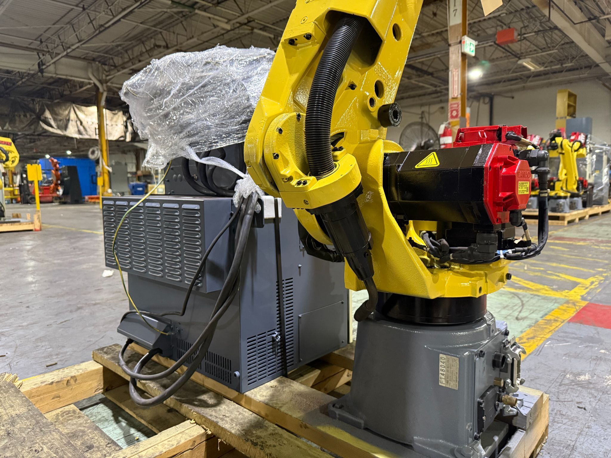 FANUC ArcMate 120iC Complete with R-30iB Controller REFURBISHED 2