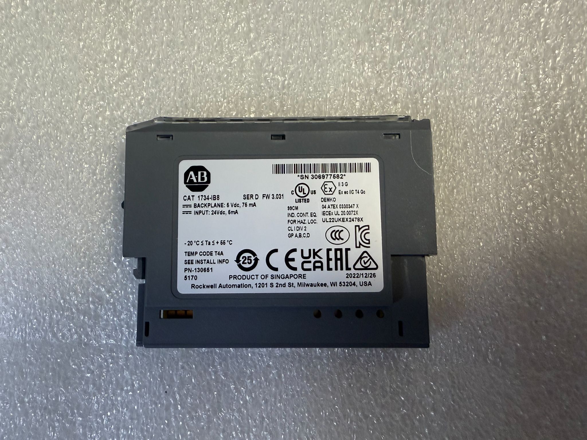 ALLEN BRADLEY 1734-IB8 POINT I/O 8 Point Digital Input Module USED 1