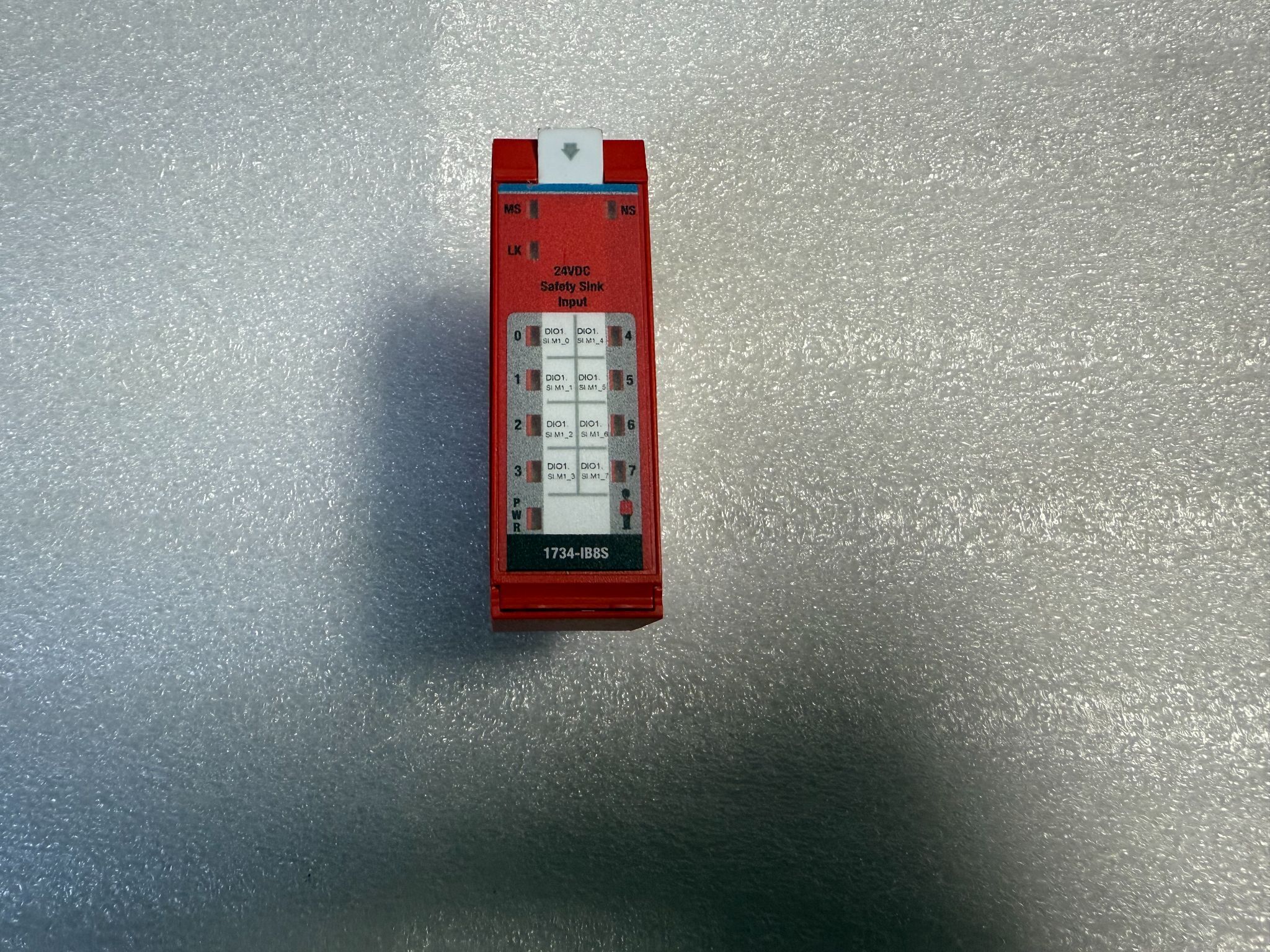 ALLEN-BRADLEY 1734-IB8S POINT Guard I/O Safety Input Module USED 0