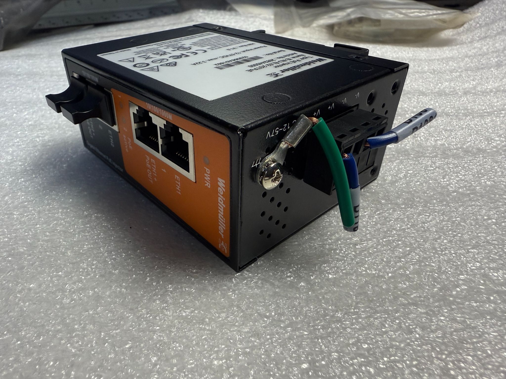 WEIDMULLER 2682440000 IE-INJ-EL02-2GTPOE Ethernet Switch USED 1