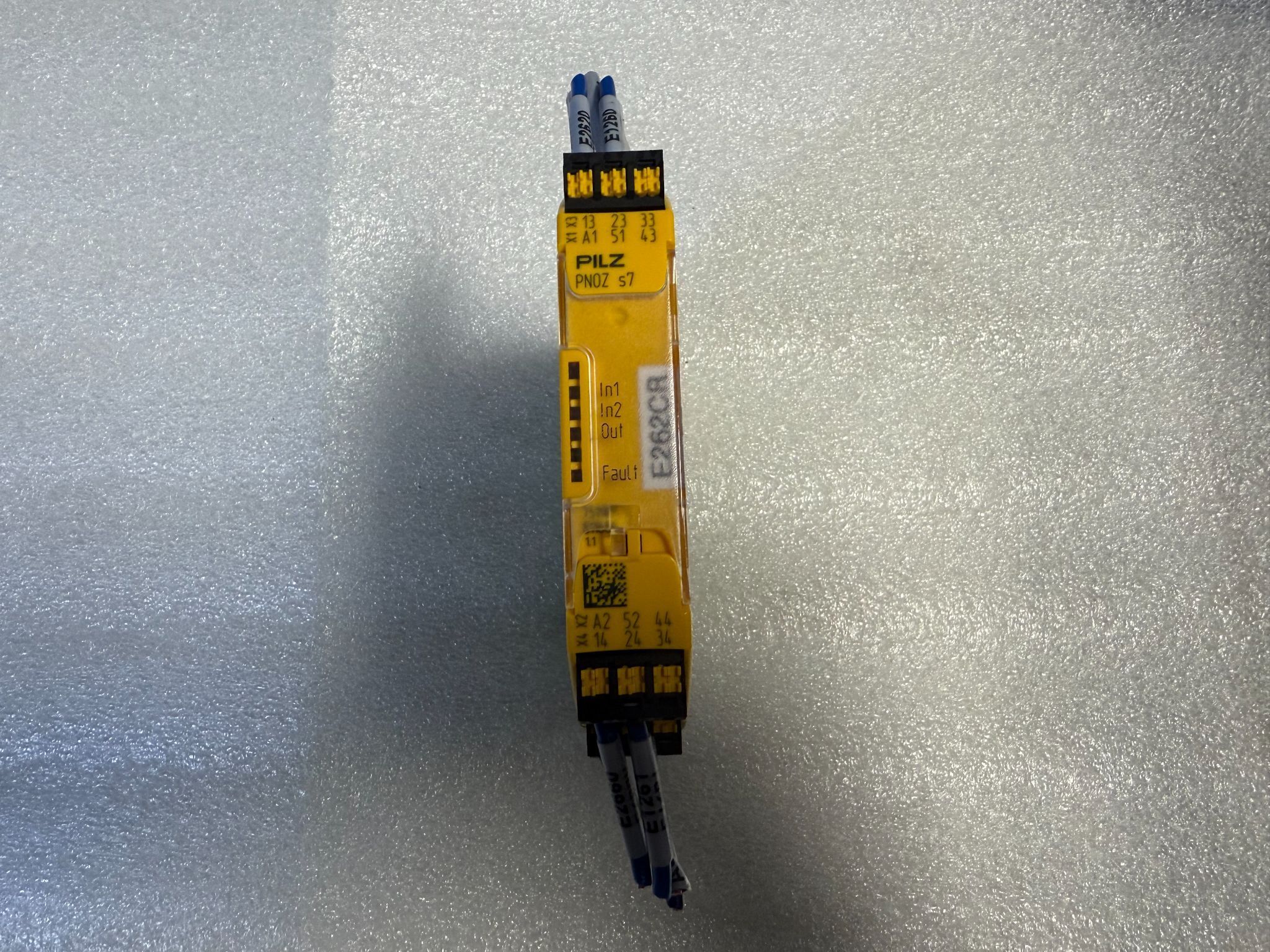 PILZ 751107 PNOZ s7 C Safety Relay USED 0