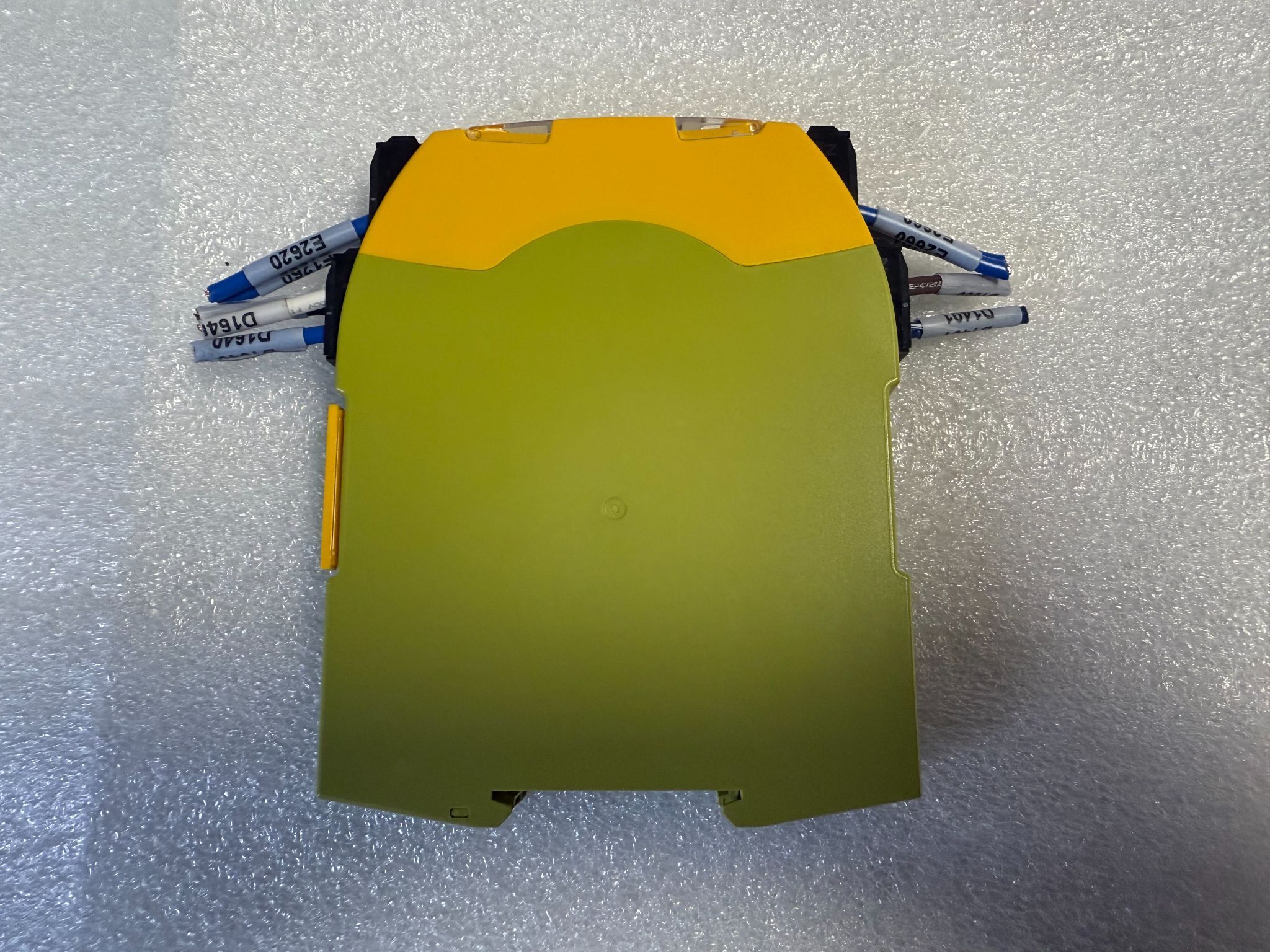 PILZ 751107 PNOZ s7 C Safety Relay USED 4