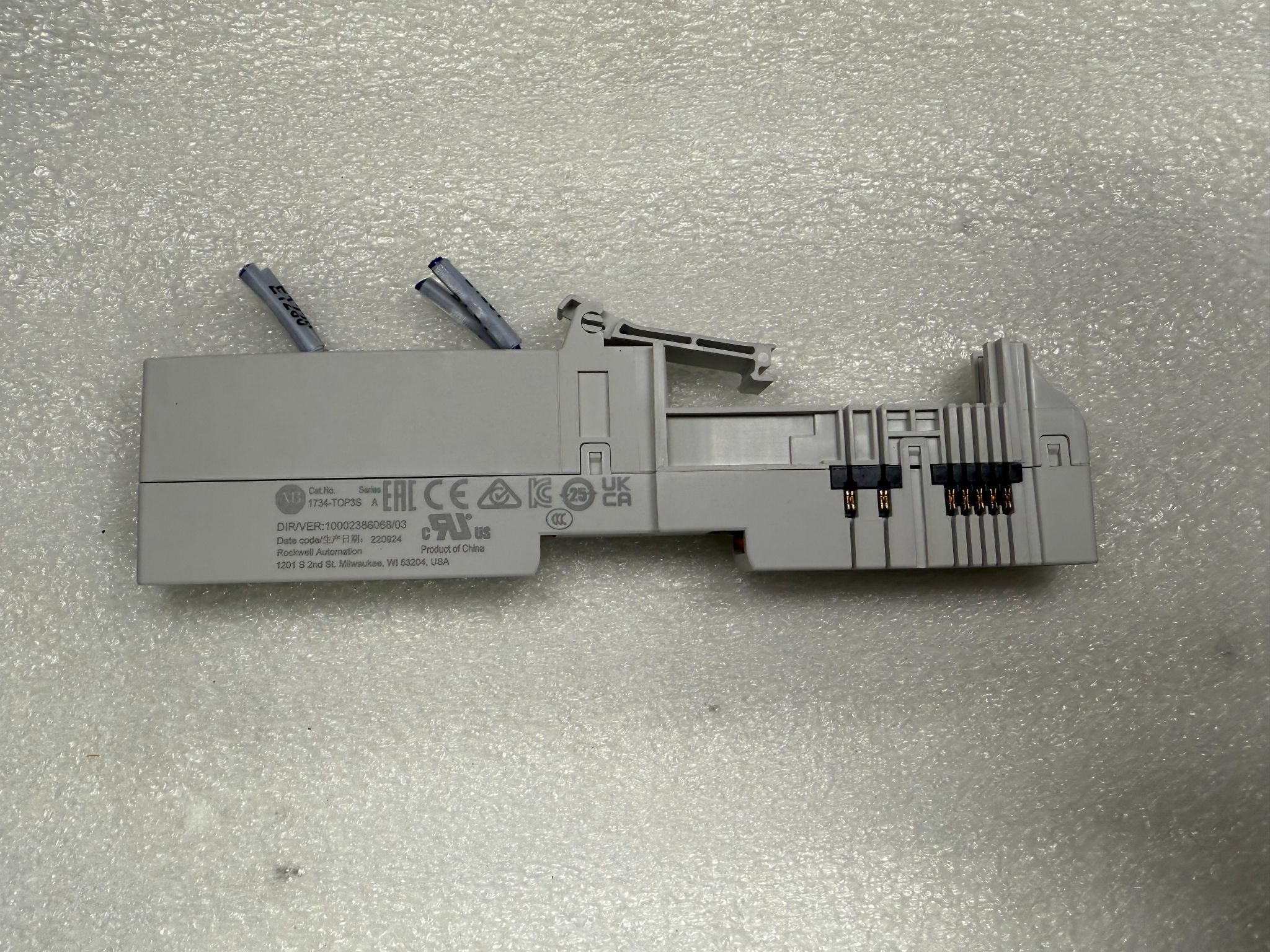 ALLEN BRADLEY 1734-TOP3S 12-Point I/O Terminal Base USED 2