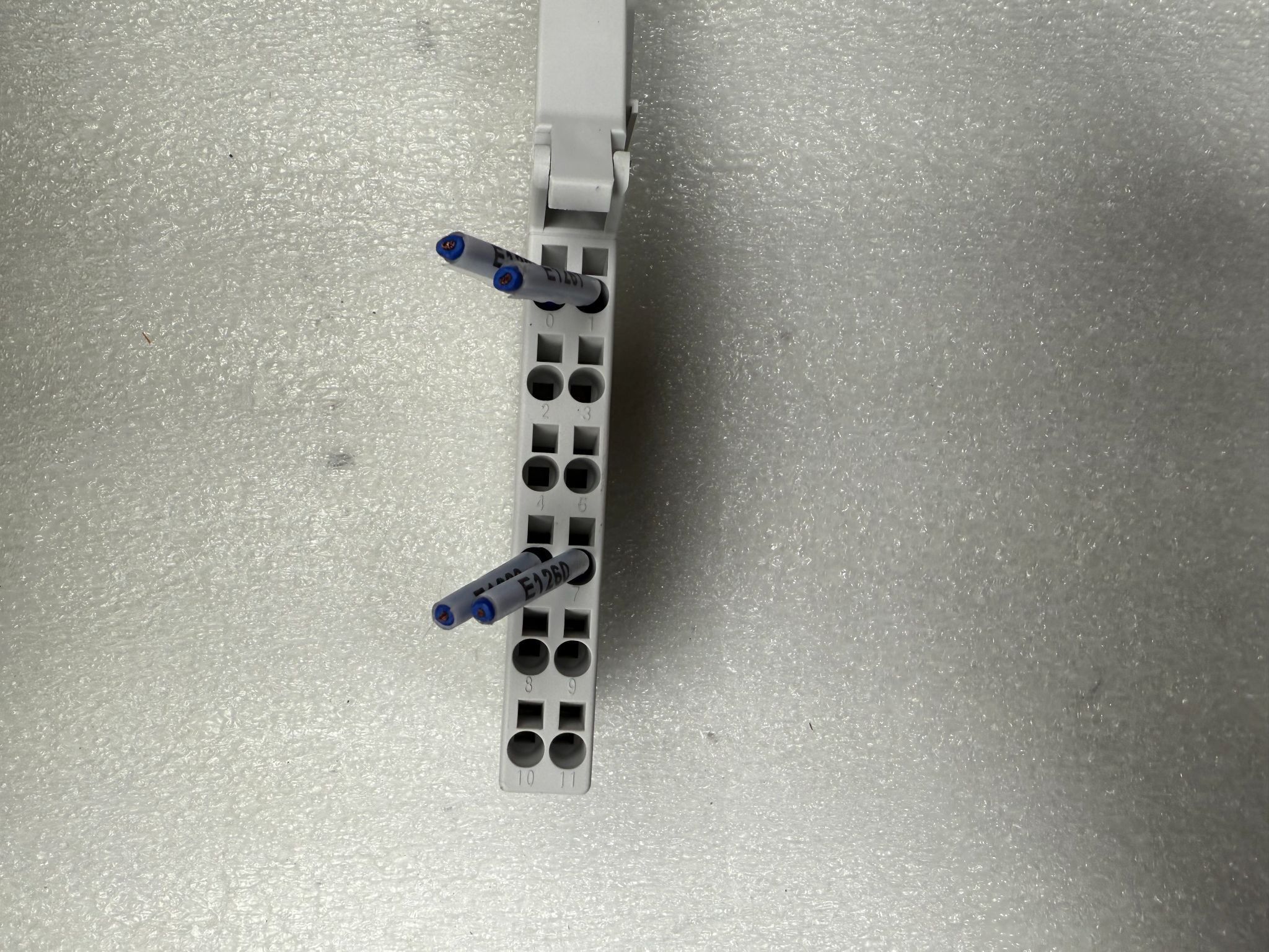 ALLEN BRADLEY 1734-TOP3S 12-Point I/O Terminal Base USED 3