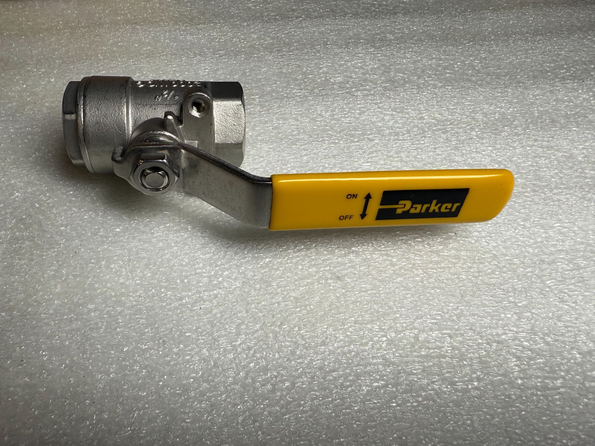 PARKER XV502SS-8 1/2" Stainless Steel Ball Valve NEW (8-Pack) 2