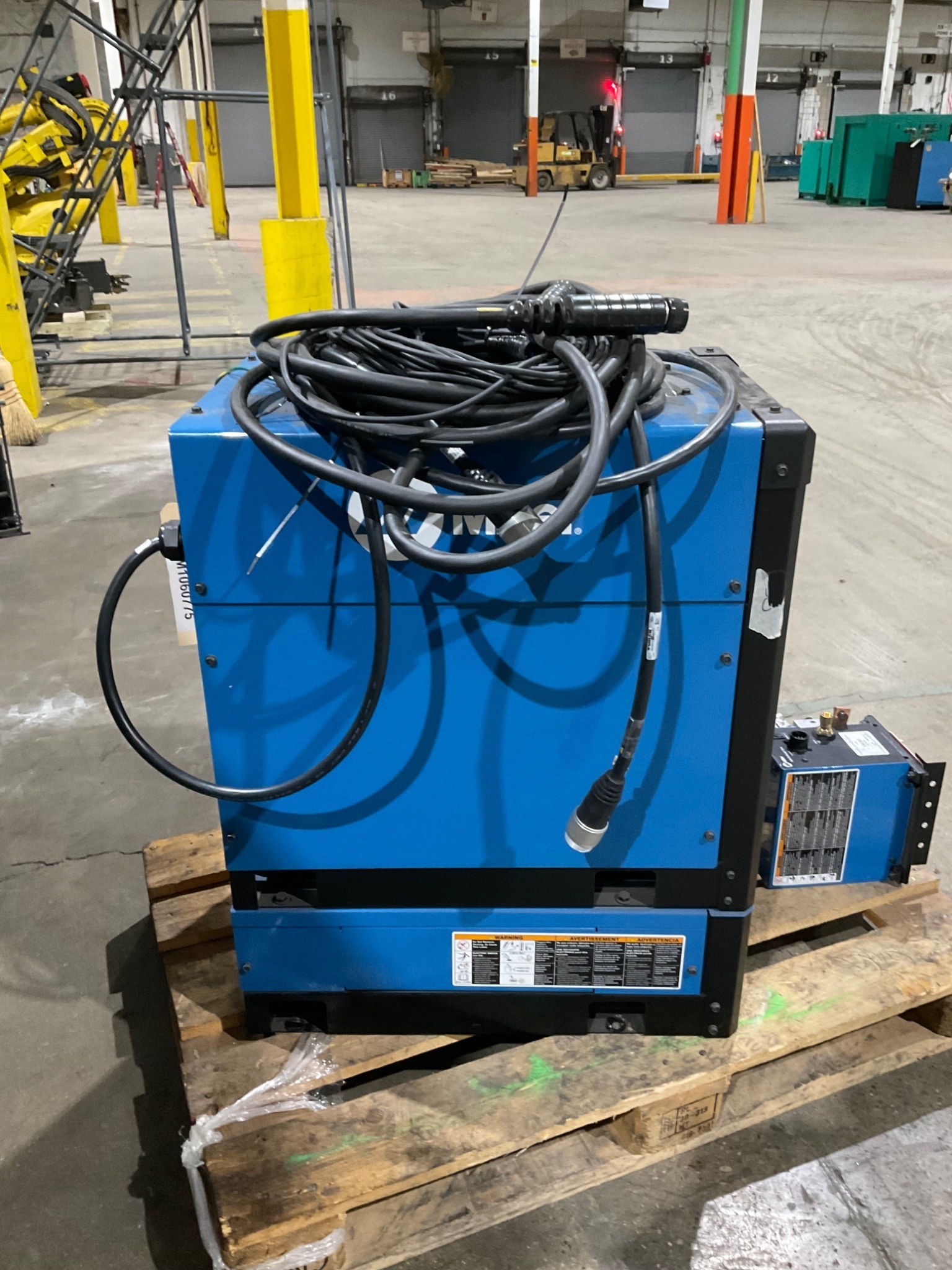 MILLER 907657 Auto-Continuum 500 Welder w/ Cooler & Wire Feeder USED – Low Hours 7