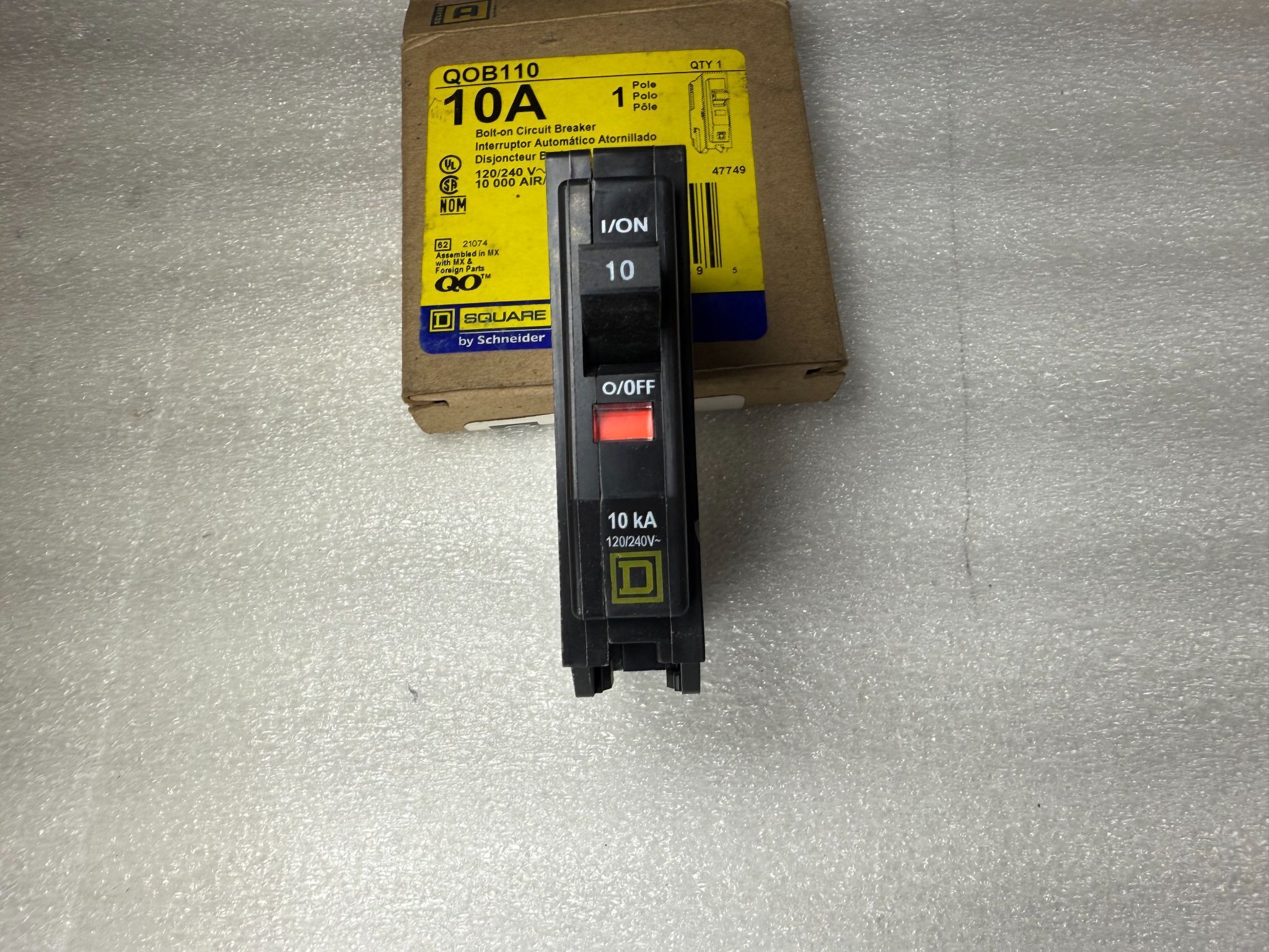 SQUARE D QOB110 Bolt-On 1-Pole Circuit Breaker 10A 120/240V NEW 1