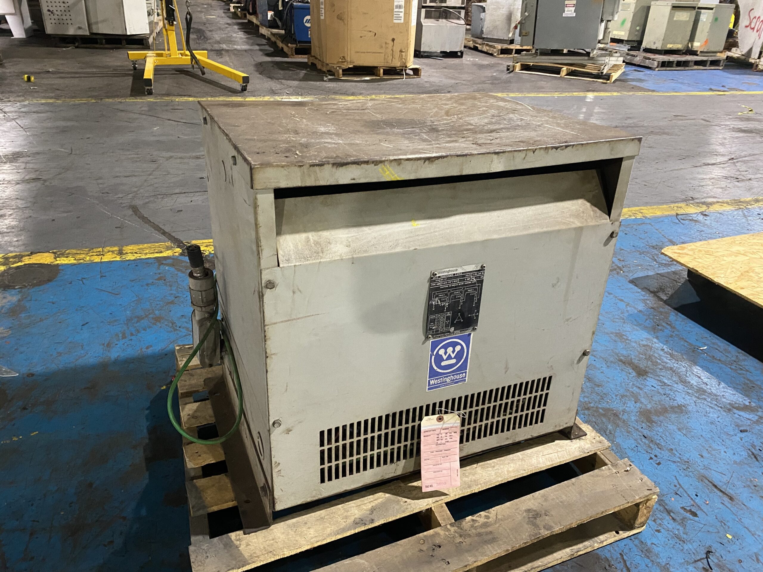 WESTINGHOUSE - DT-3 Transformer 600V - 208Y/120V, 45kVA USED 3