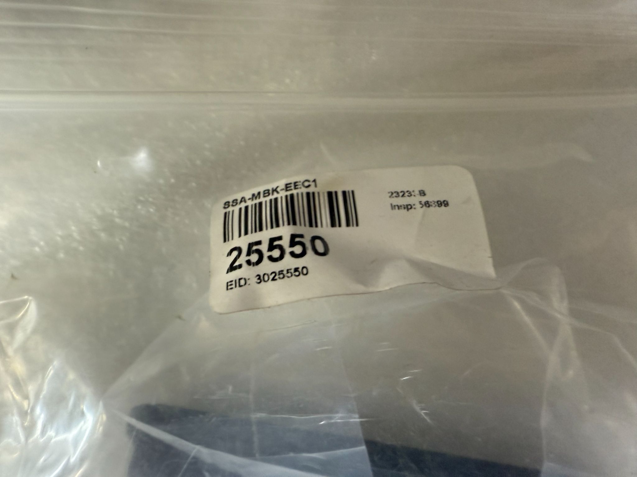 BANNER SSA-MBK-EEC1 E-Stop Mounting Bracket 25550 NEW 3