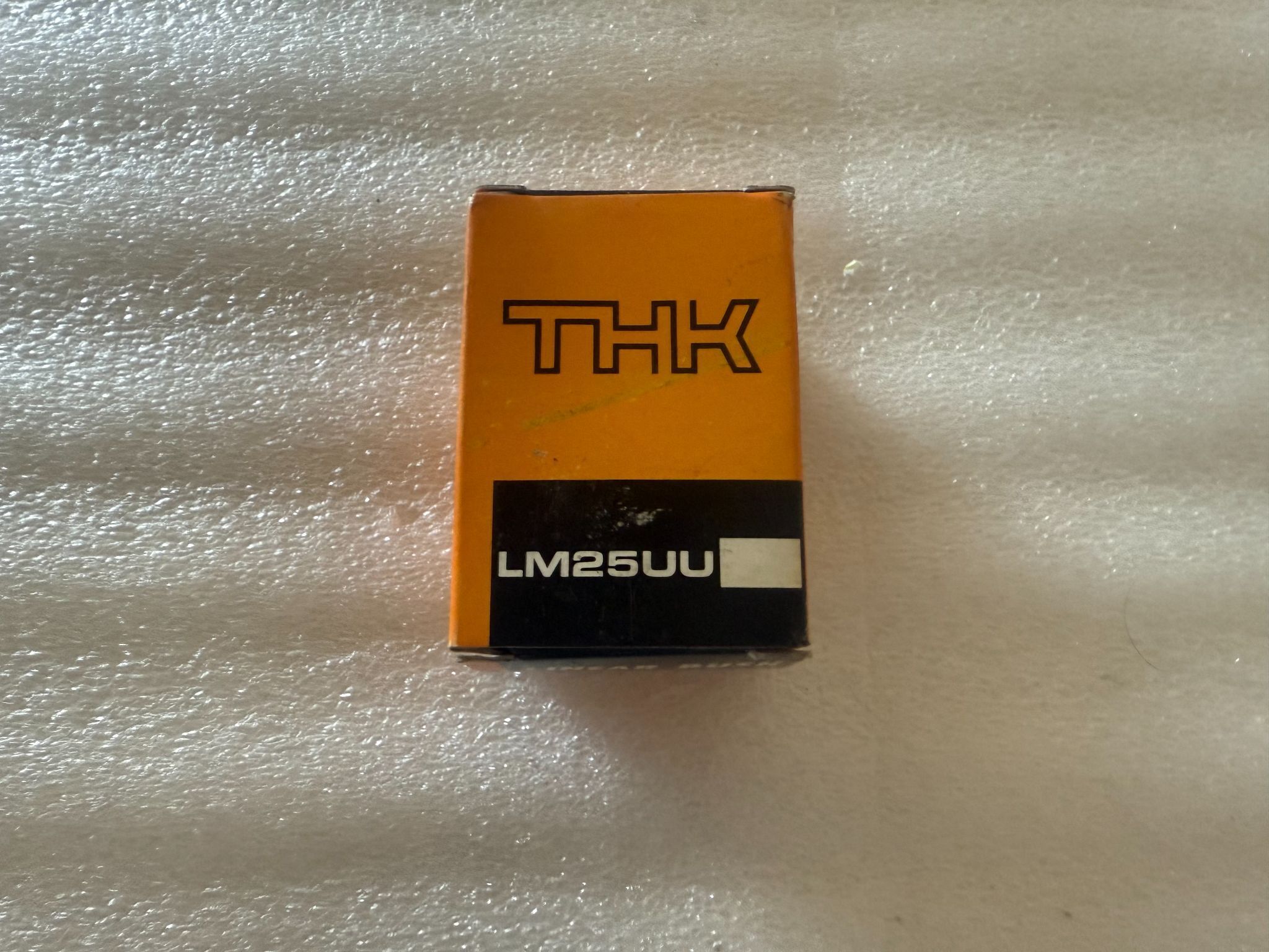 THK LM25UU Linear Bushing NEW 0