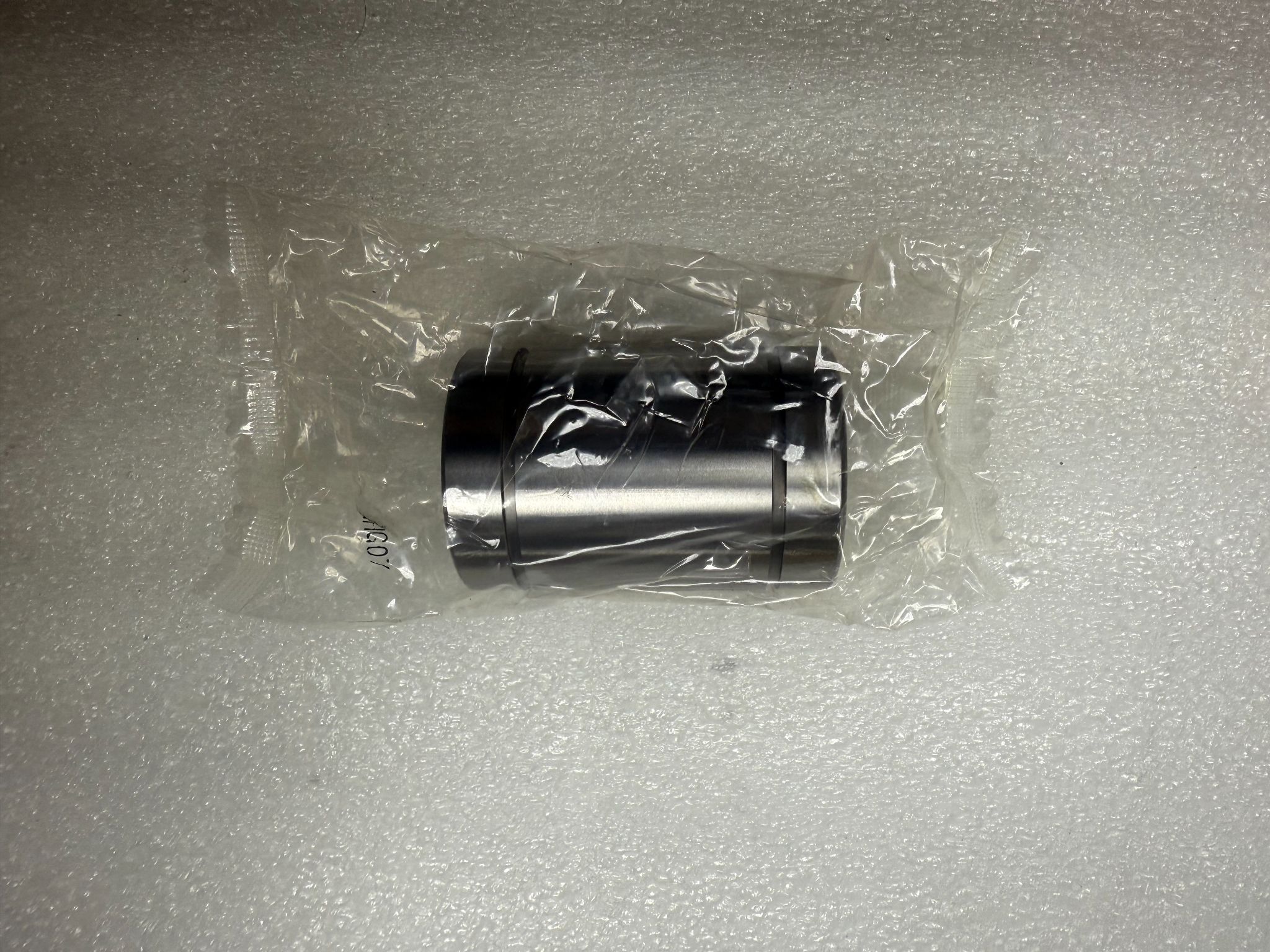 THK LM25UU Linear Bushing NEW 1