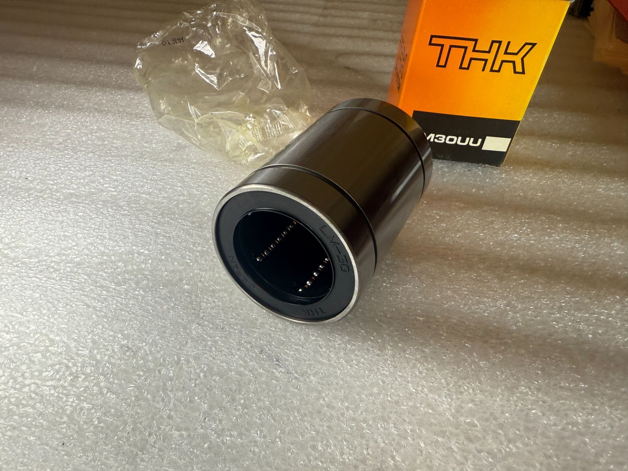THK LM30UU Linear Bushing 30mm ID x 45mm OD NEW 2