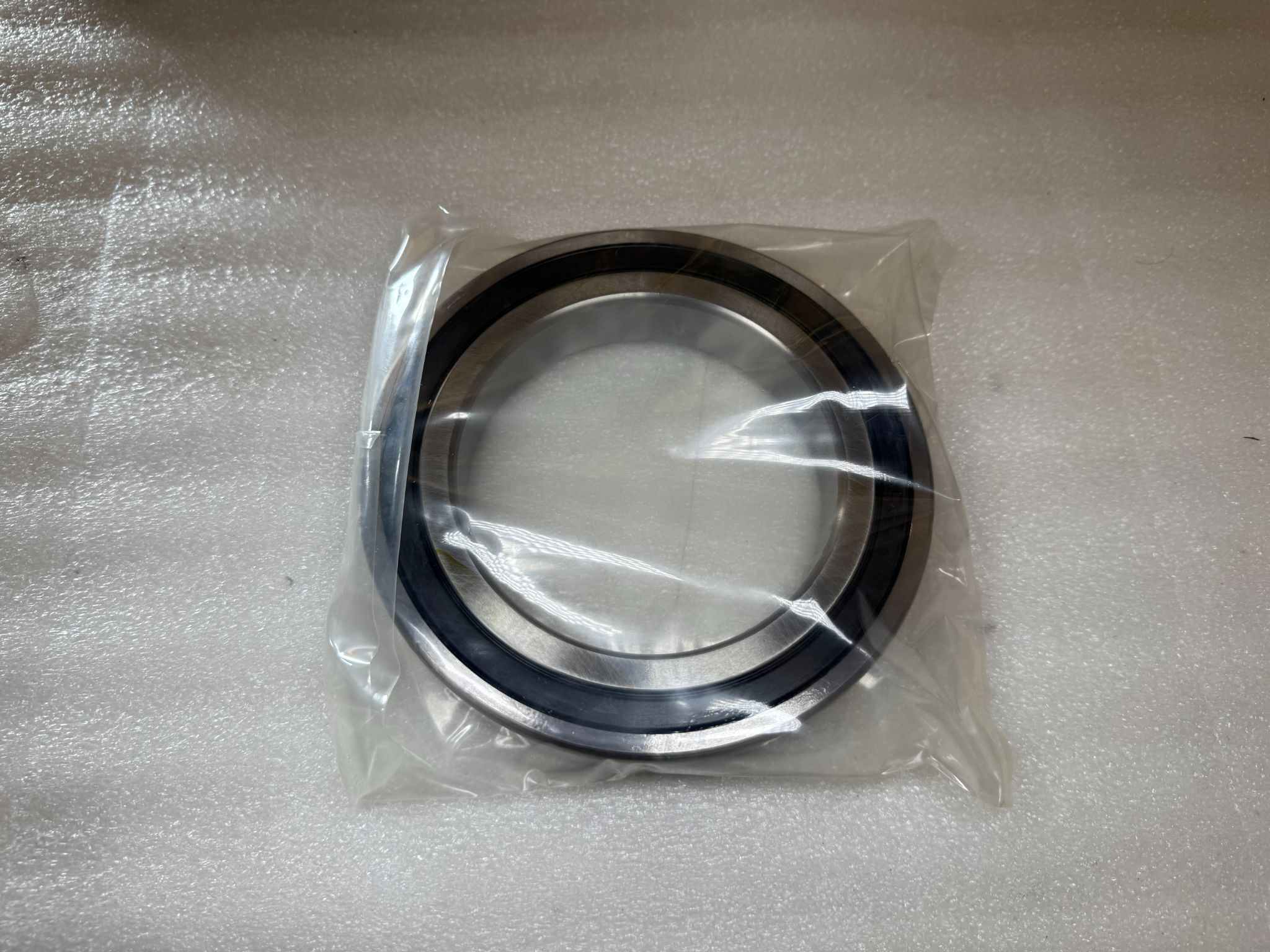 FAG HSS7020-C-T-P4S-UL Super Precision Angular Contact Bearing 100mm ID x 150mm OD NEW 1